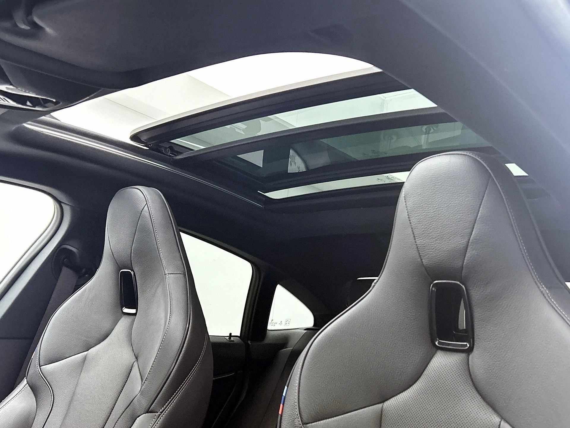 BMW-2 Serie-image-35