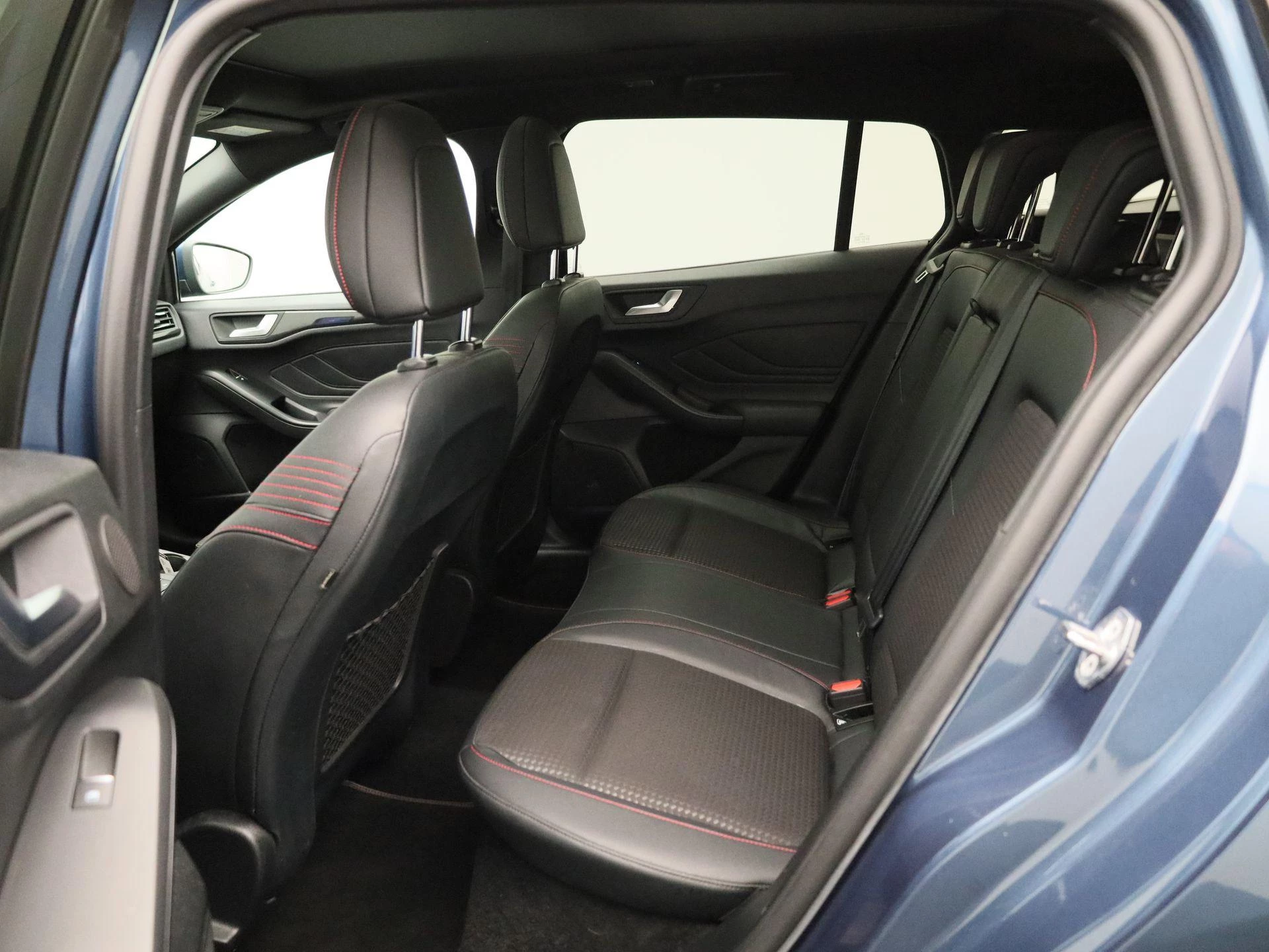 Ford Focus Wagon 1.5 EcoBoost ST Line X Business