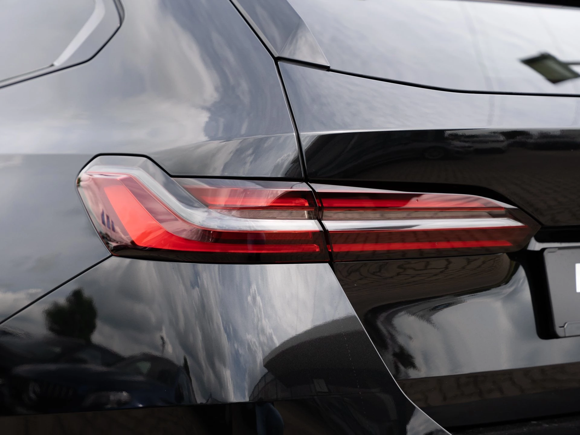 Ford Kuga 2.5 Duratec Plug-in-Hybrid PHEV ST-Line X TECH.PKT*WINT.PKT*AHK*PANO
