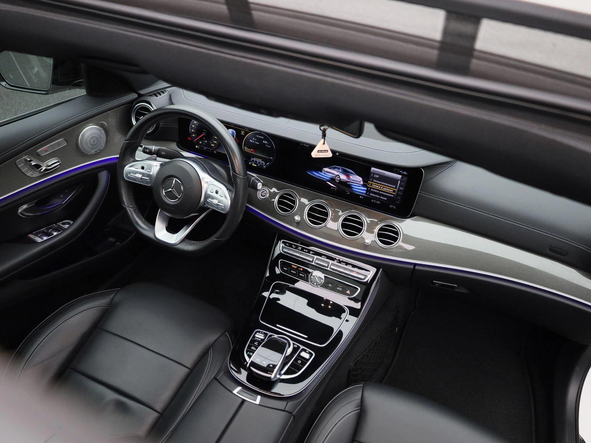 Mercedes-Benz-E-Klasse-image-42