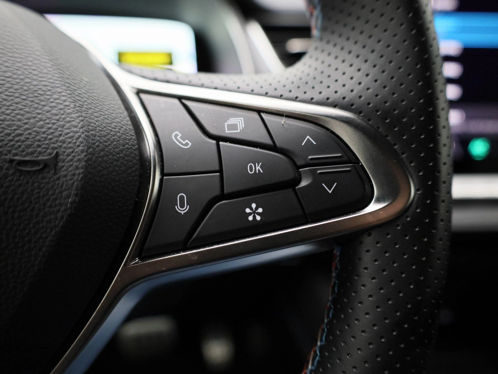 Renault-Captur-image-15