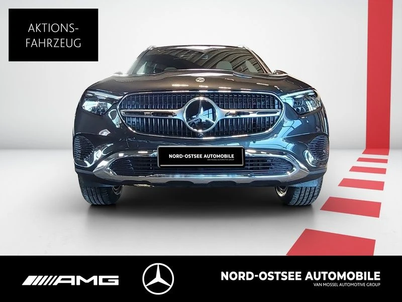 Mercedes-Benz-GLC 300 de-image-6