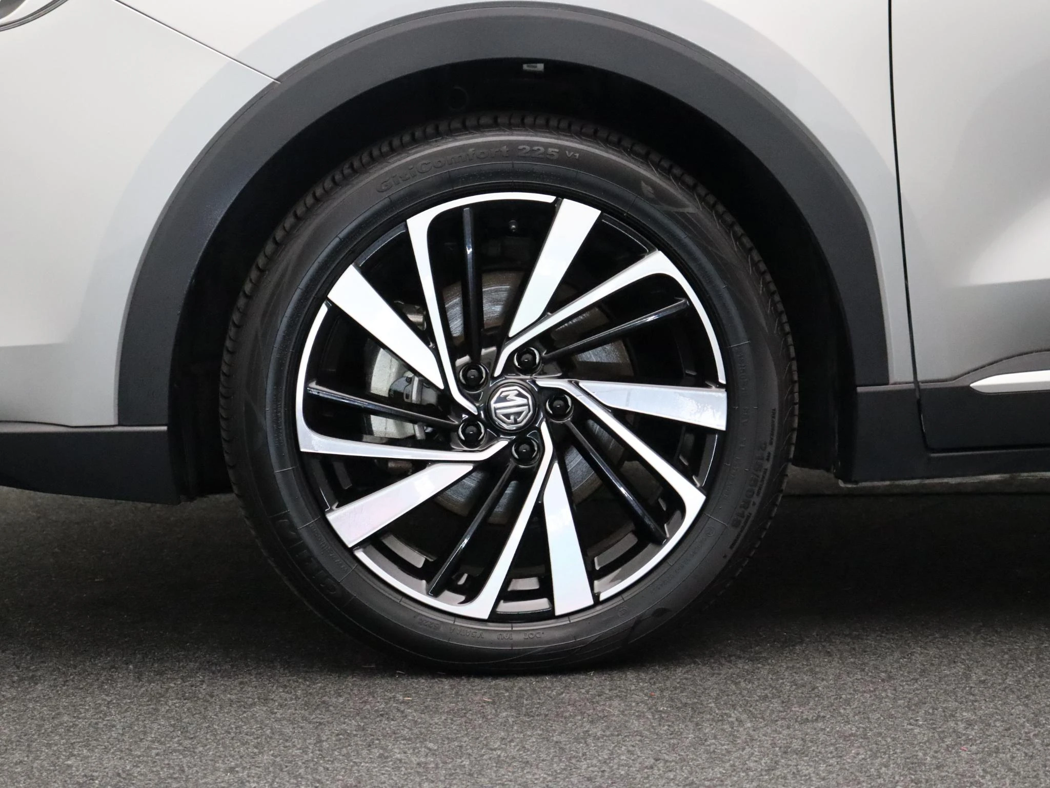 MG-ZS-image-8