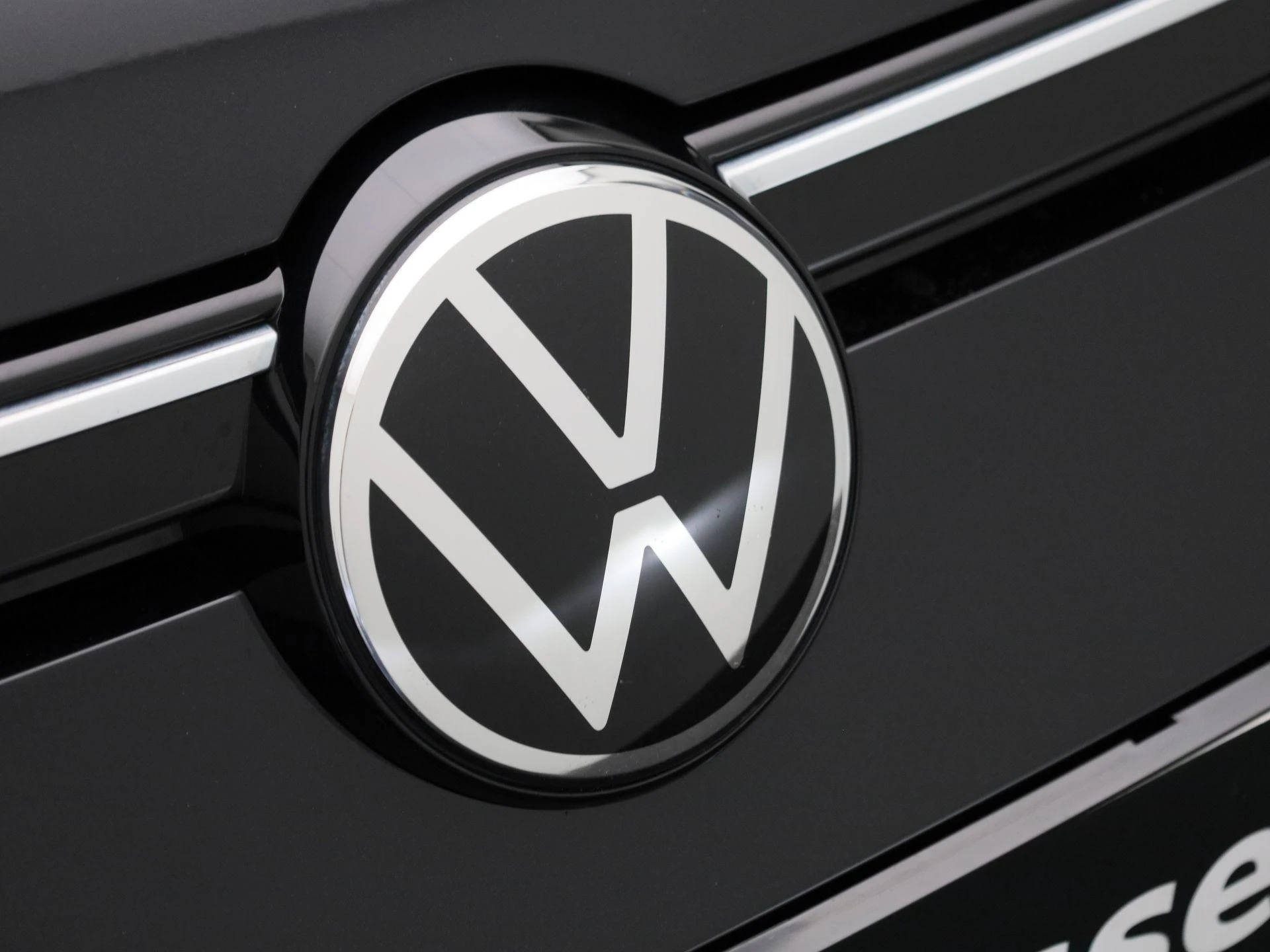 Volkswagen-Golf-image-30