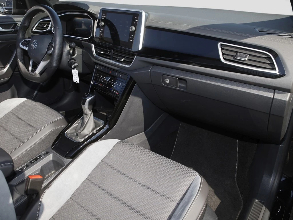 Volkswagen-T-Roc-image-7
