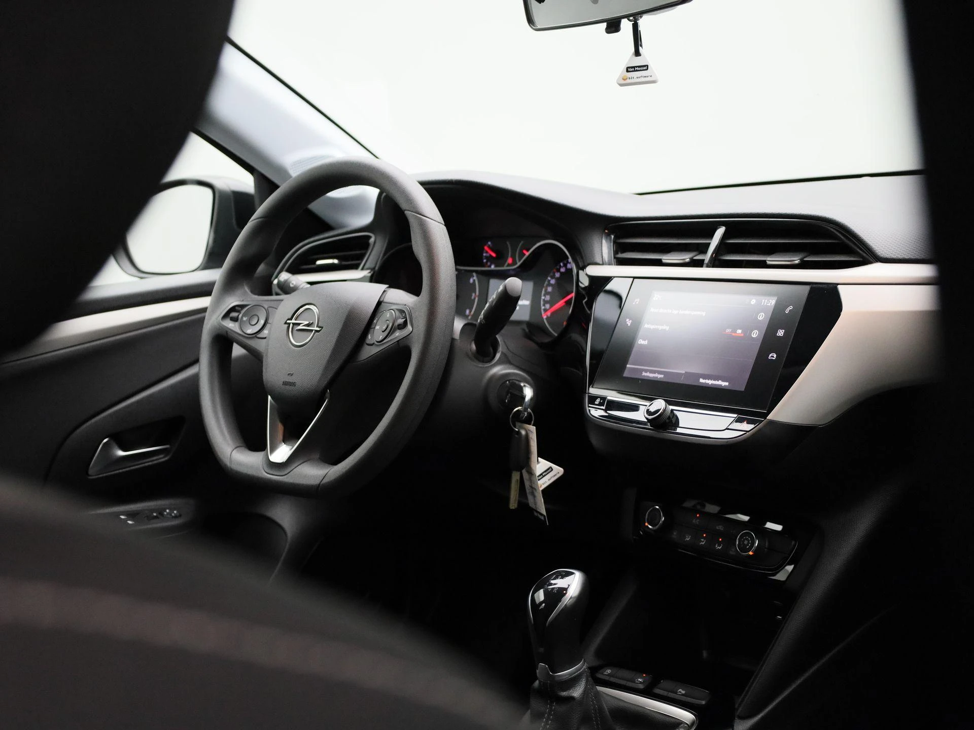 Opel-Corsa-image-30