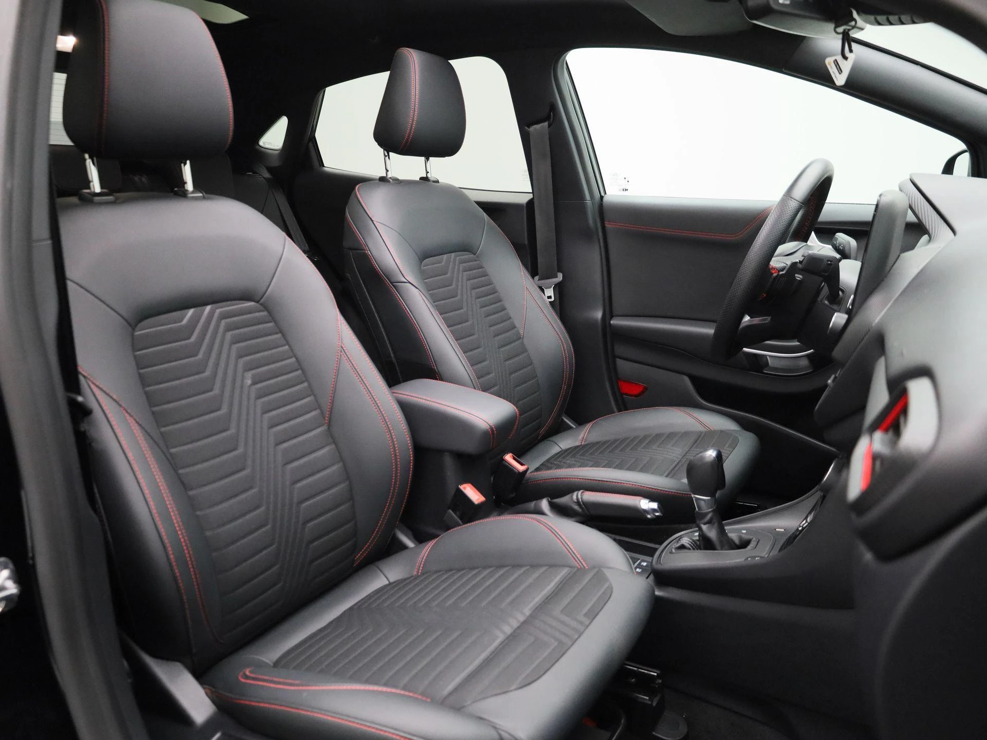 Ford-Puma-image-30