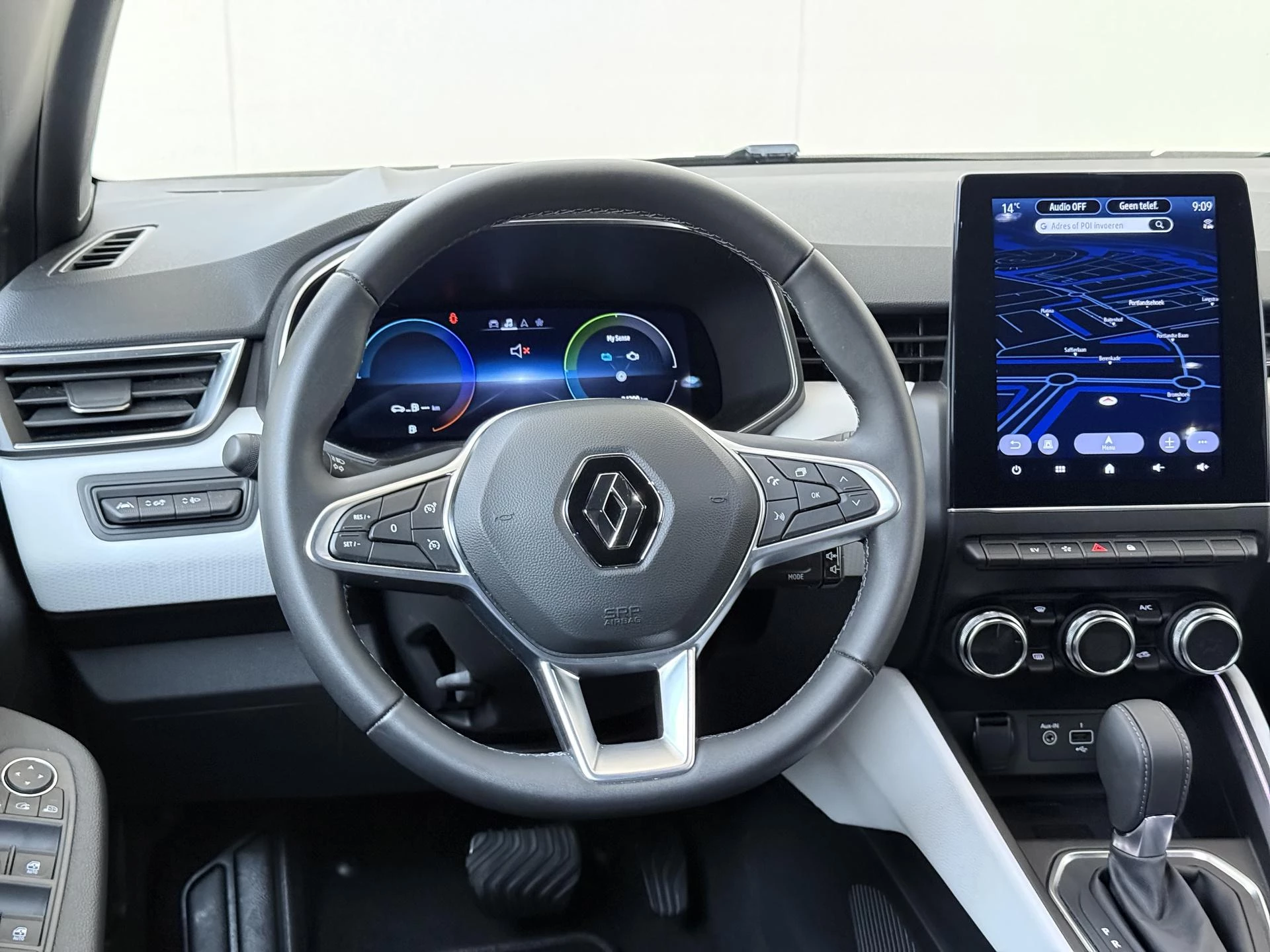 Renault-Clio-image-13