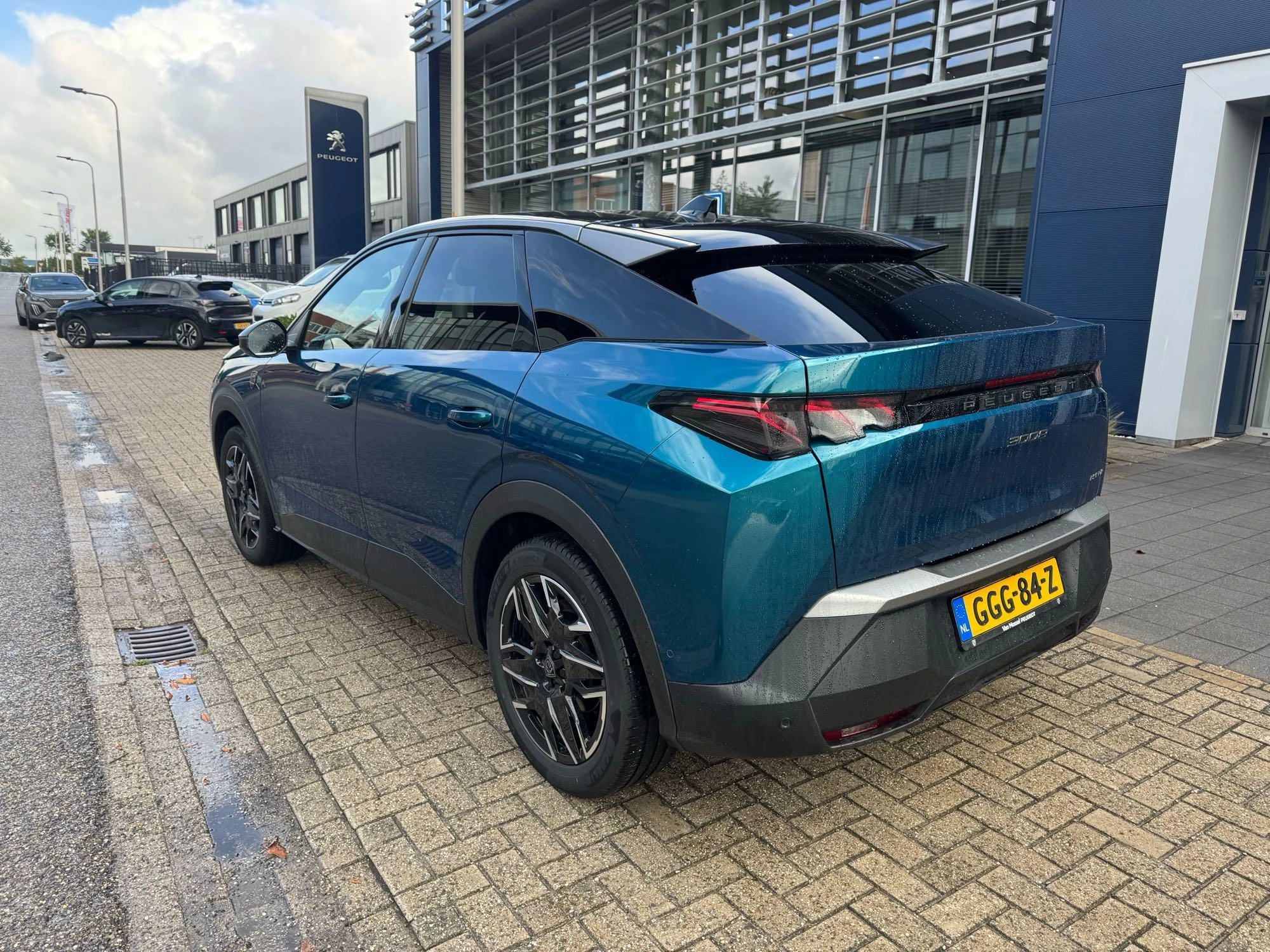 Peugeot-3008-image-2