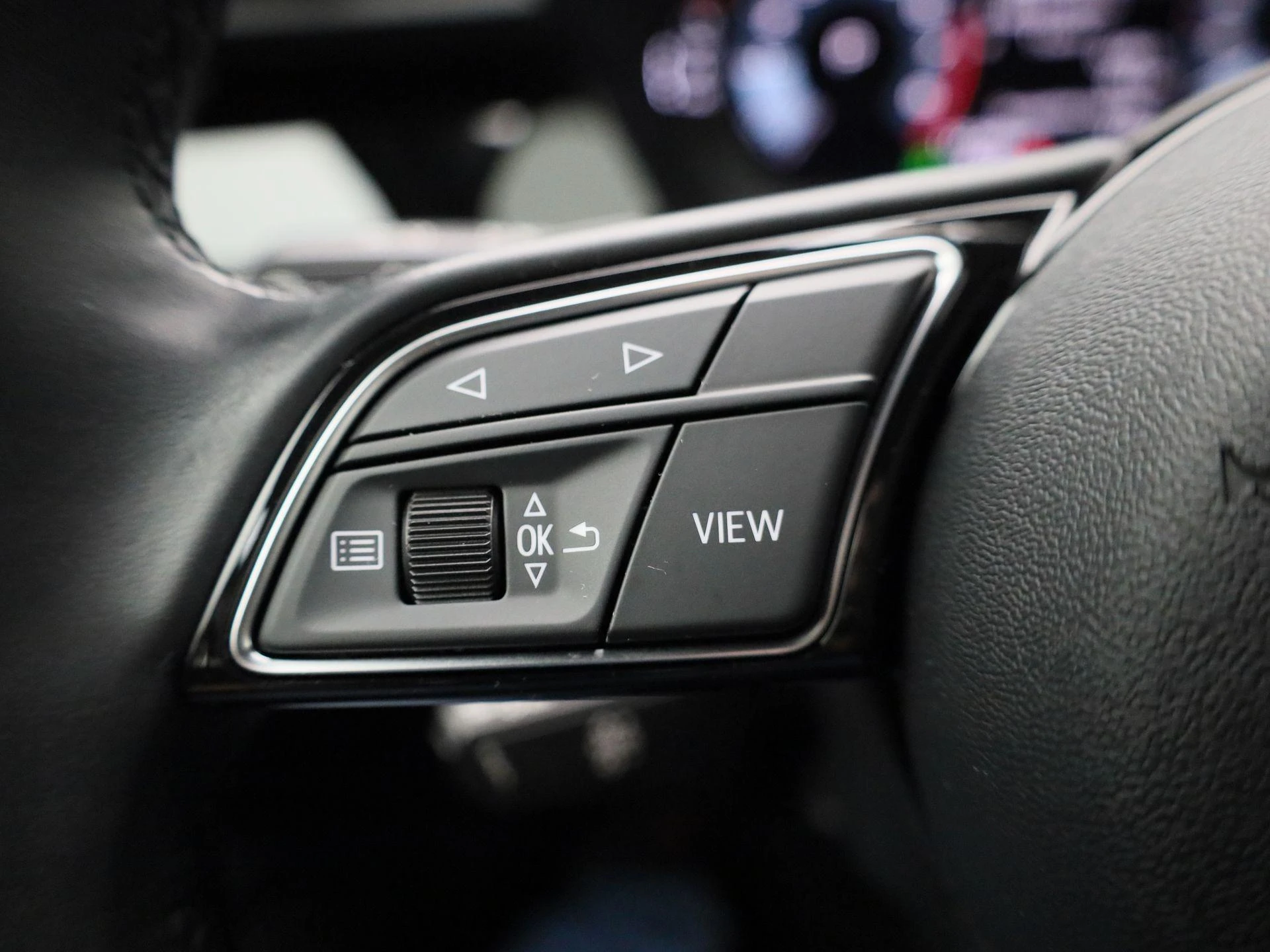 Audi A3 Limousine 30 TFSI Business edition