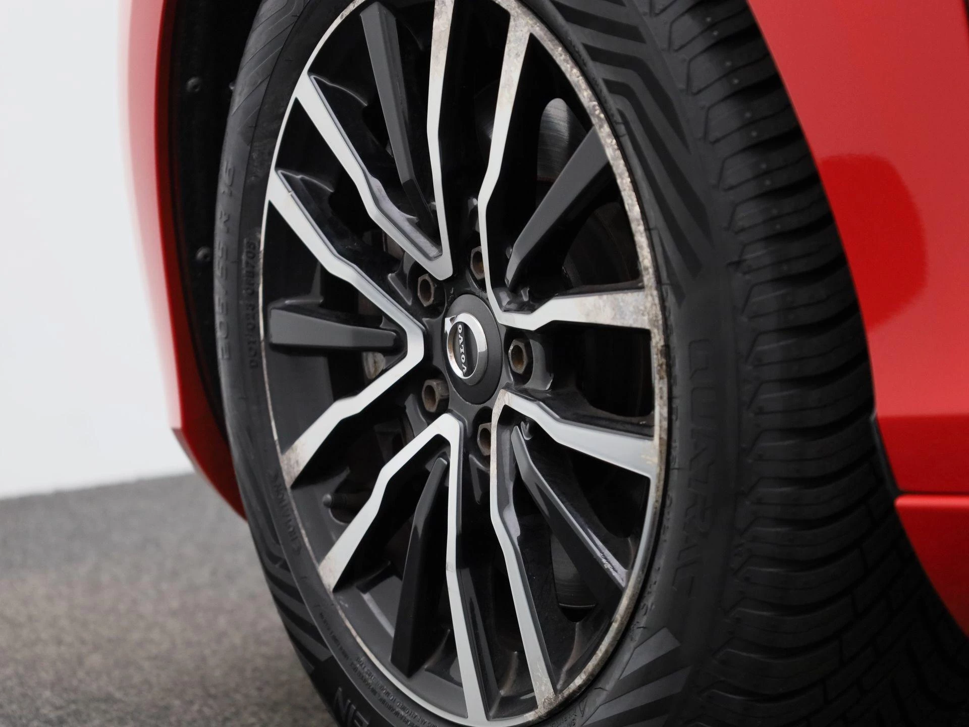 Volvo-V40-image-43
