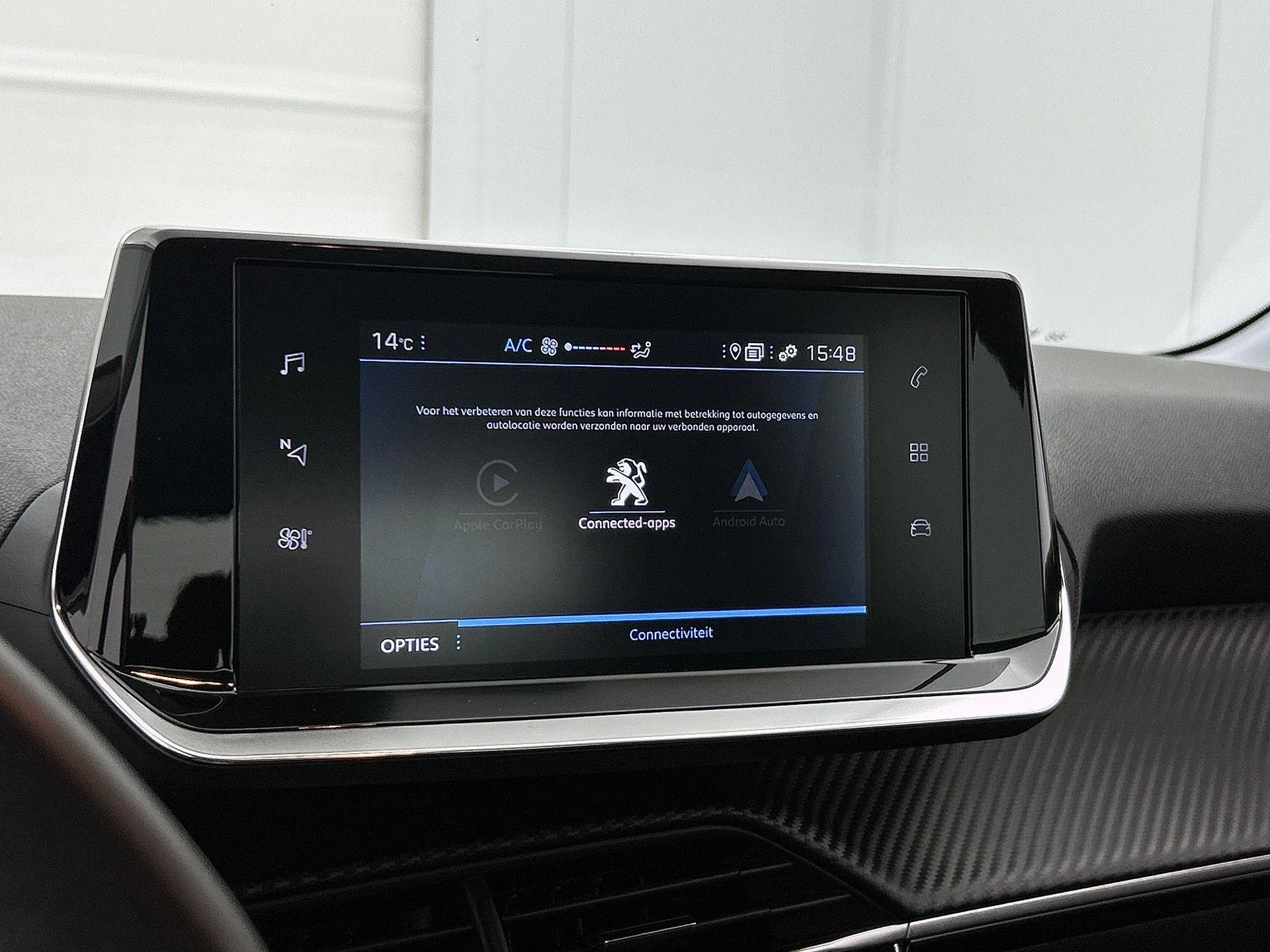 Peugeot-208-image-11