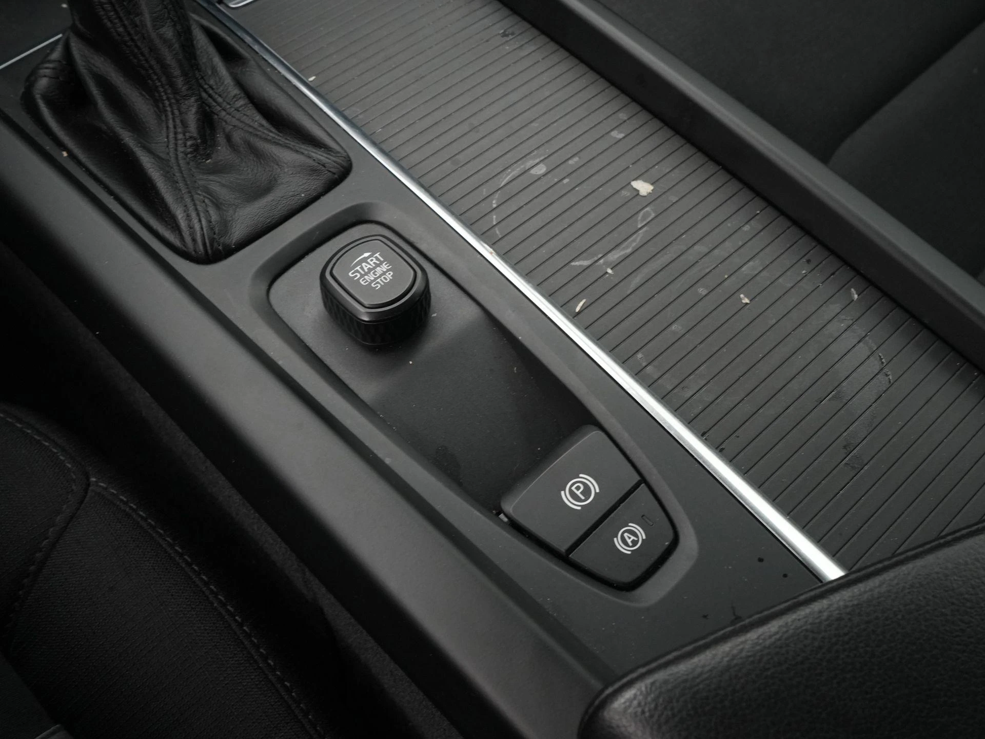 Volvo-V60-image-22