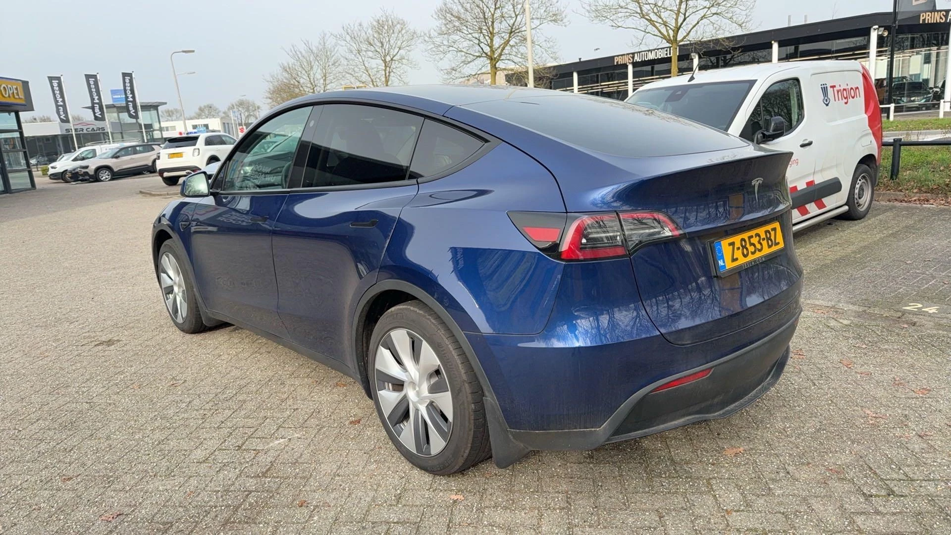 Tesla Model Y RWD 58 kWh