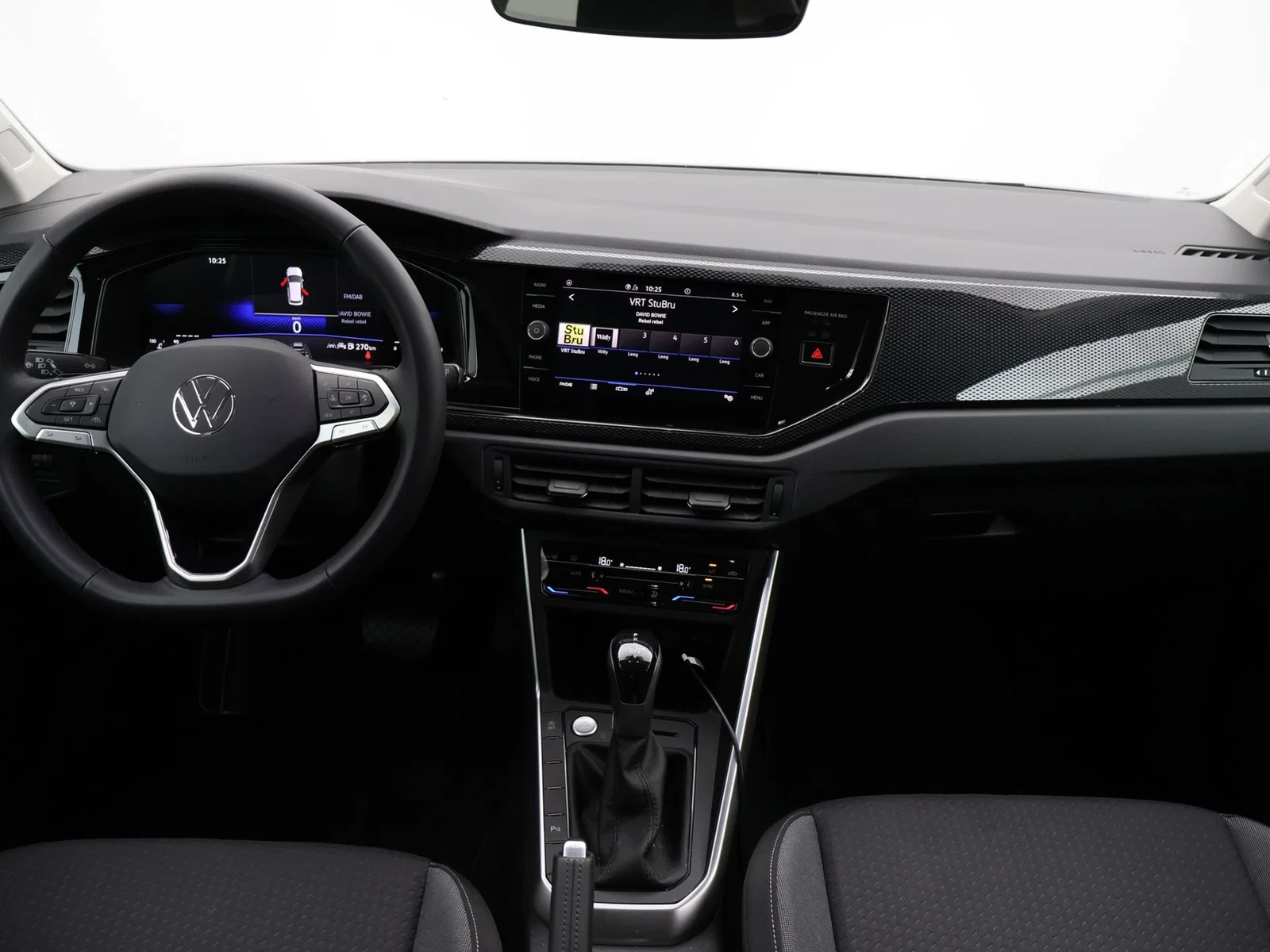 Volkswagen-Taigo-image-10
