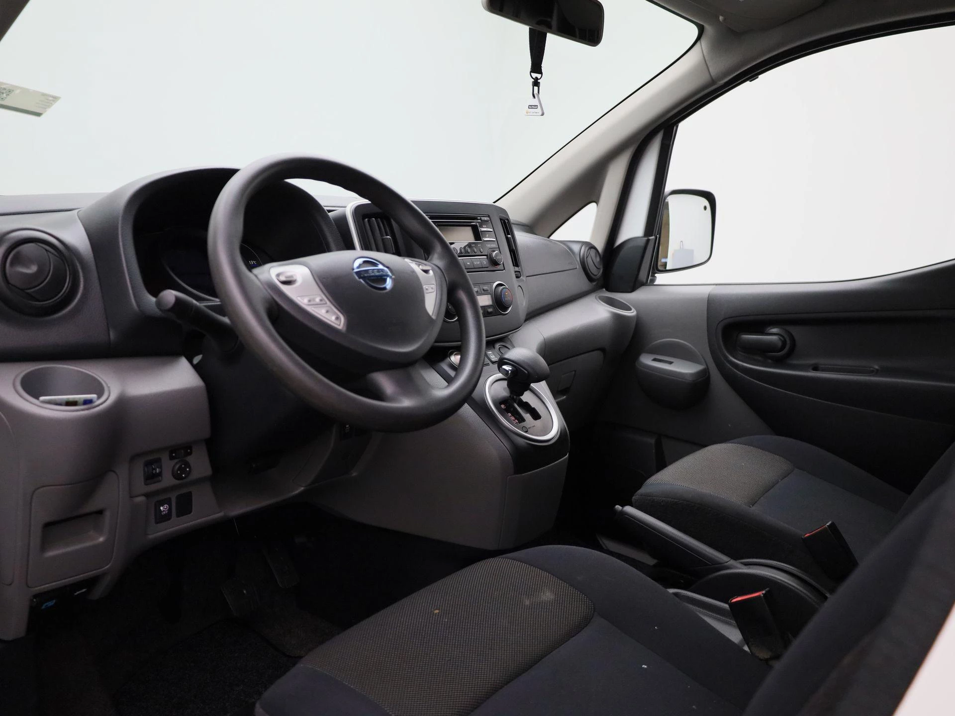 Nissan-e-NV200-image-32