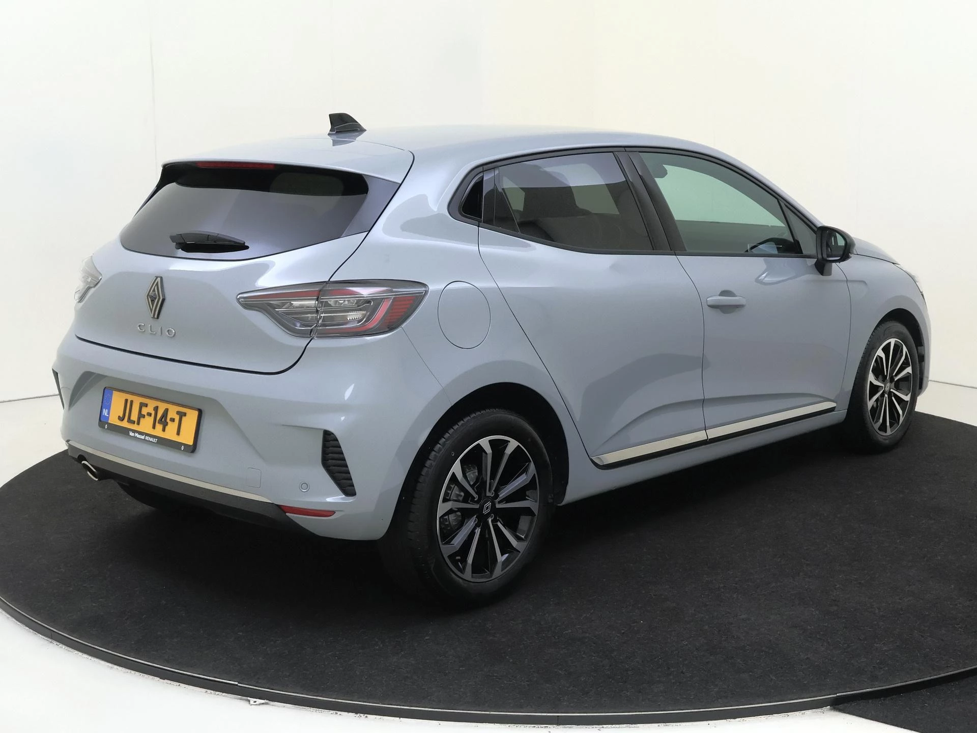 Renault-Clio-image-7