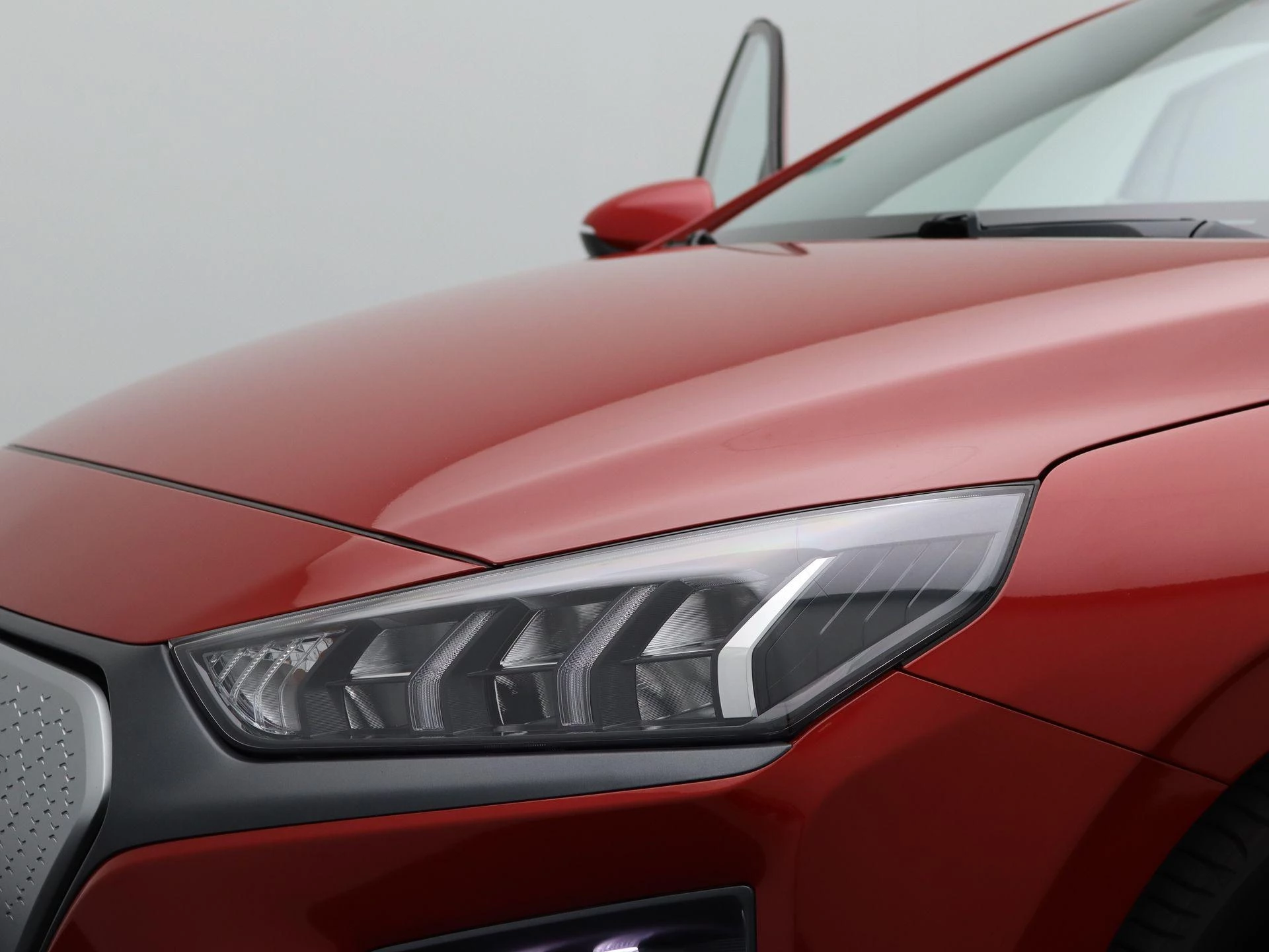 Hyundai-IONIQ-image-14