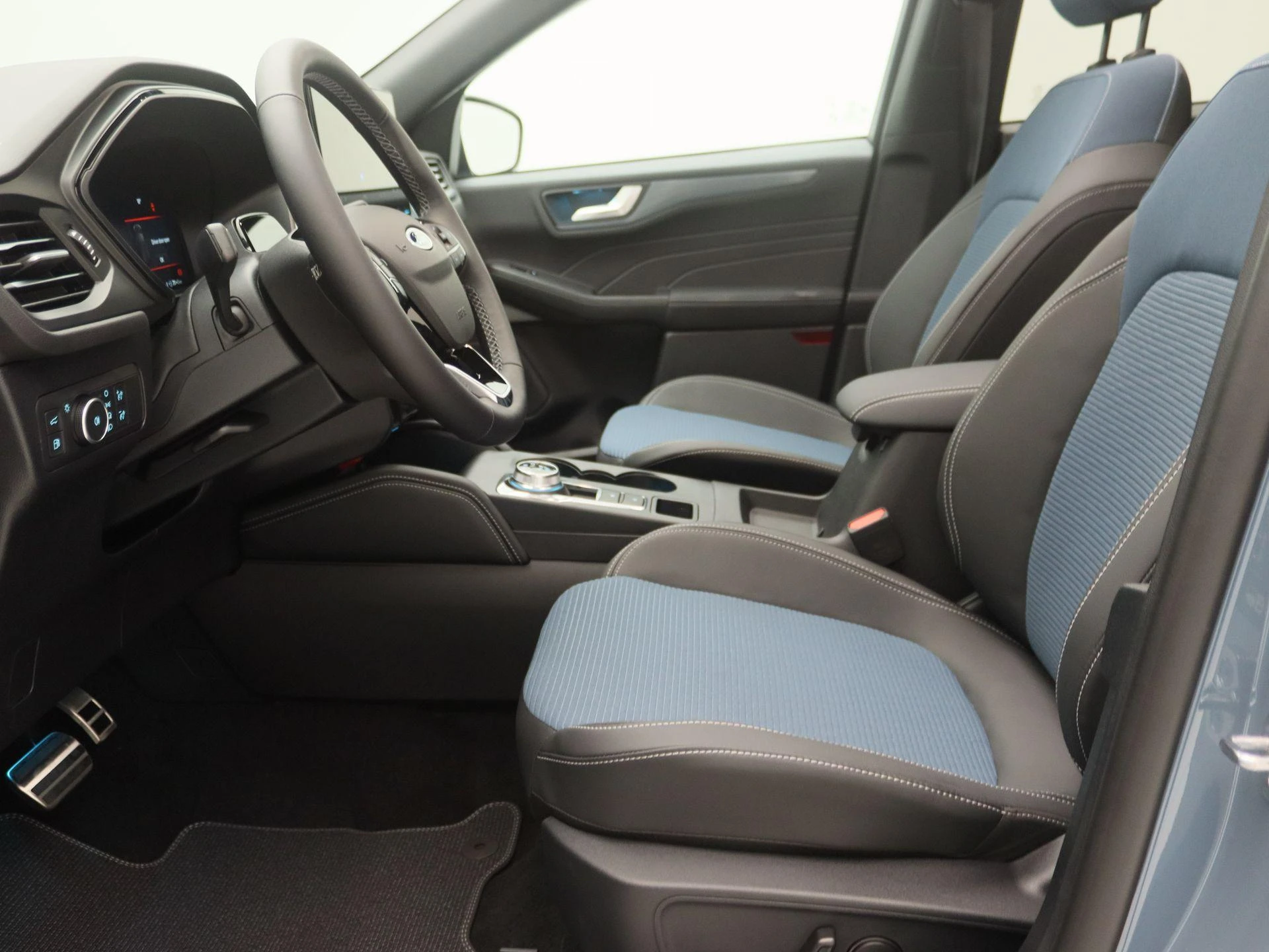 Ford-Kuga-image-11