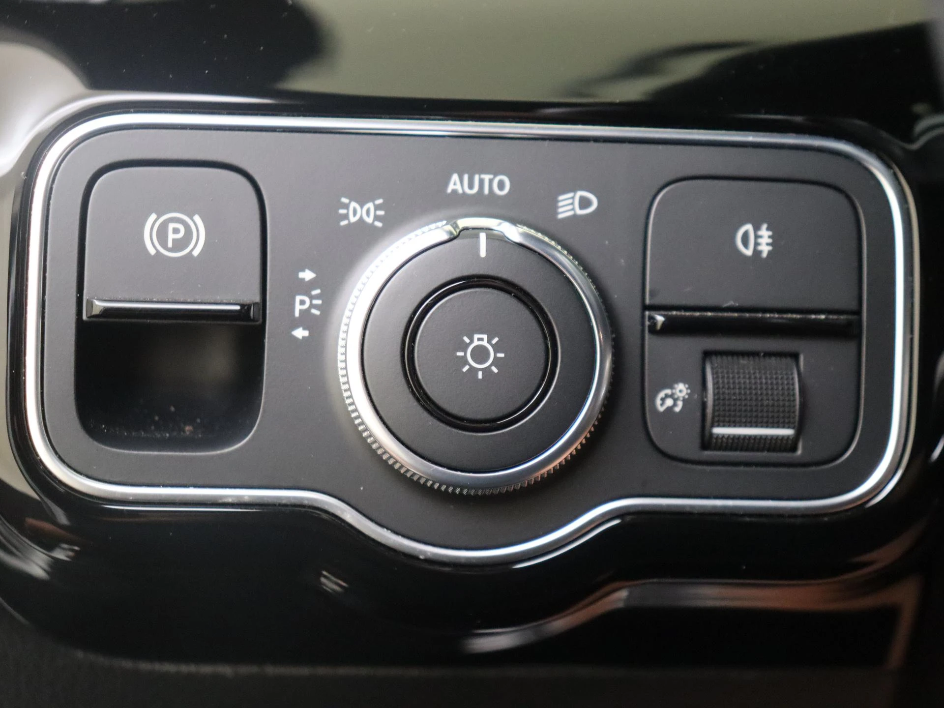 Mercedes-Benz-A-Klasse-image-24