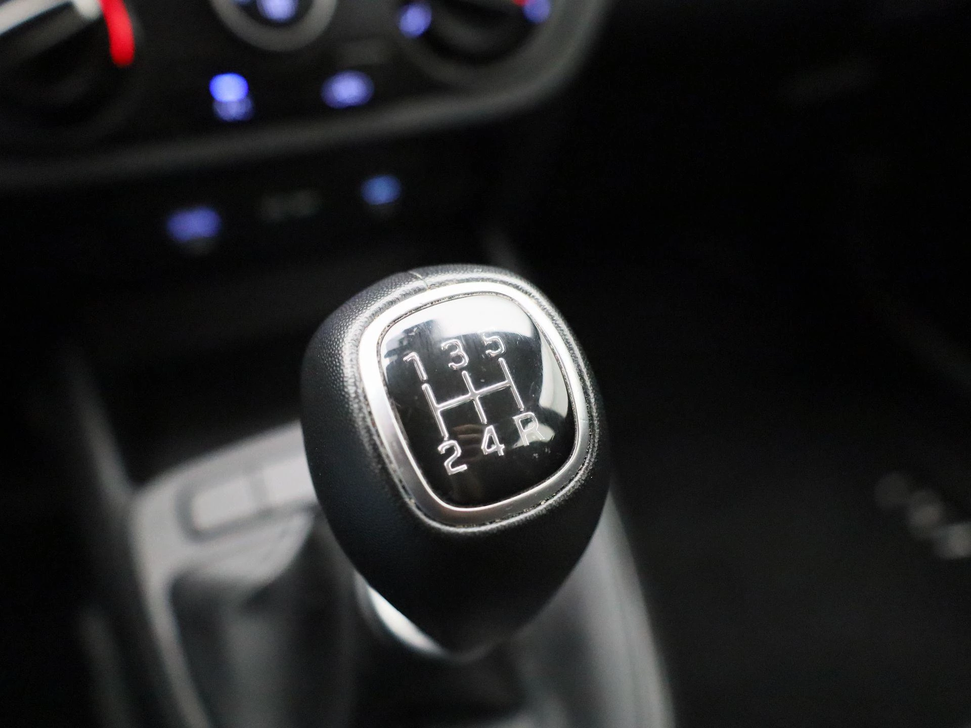 Hyundai-i10-image-19