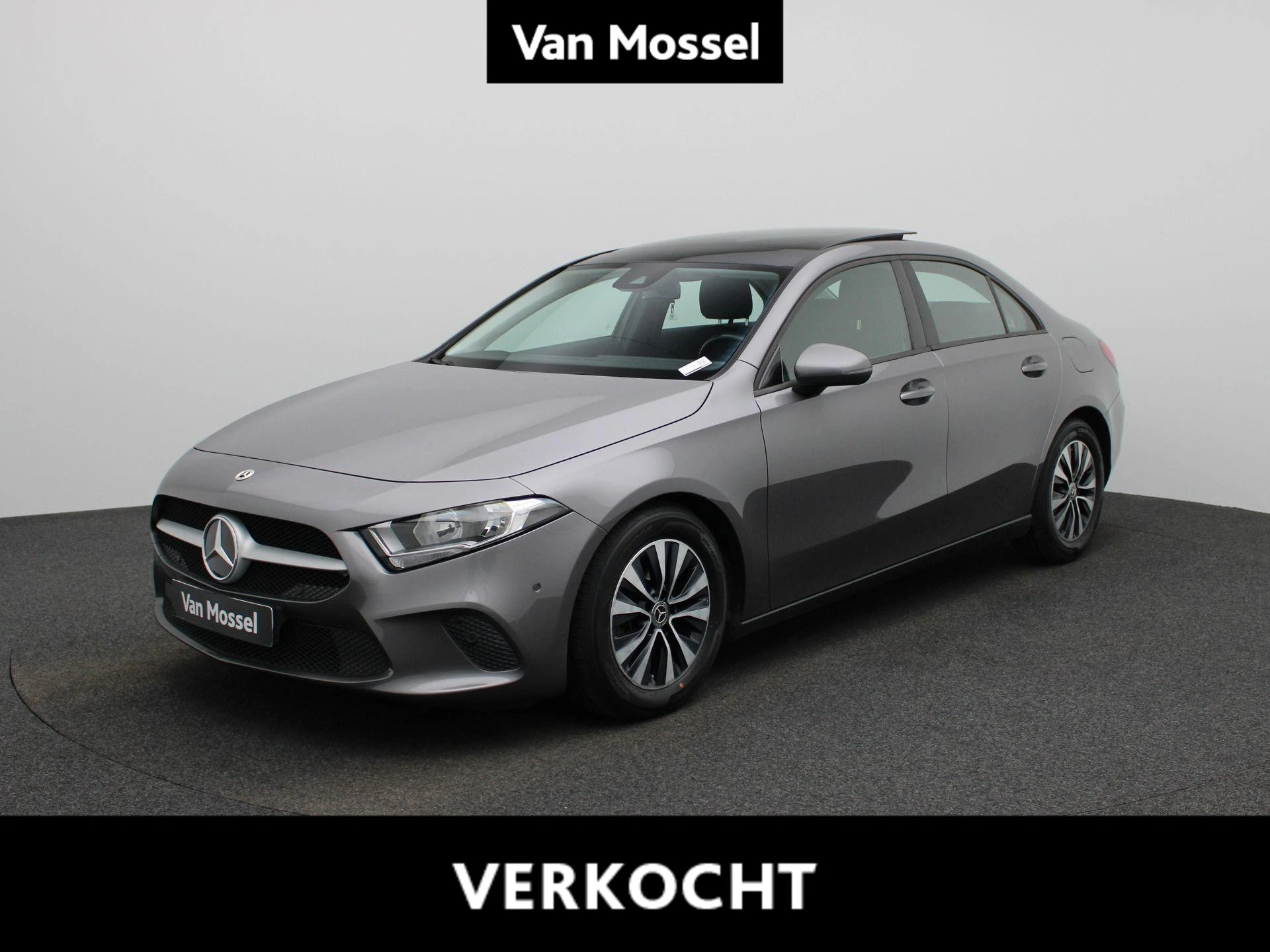 Mercedes-Benz-A-Klasse-image-0