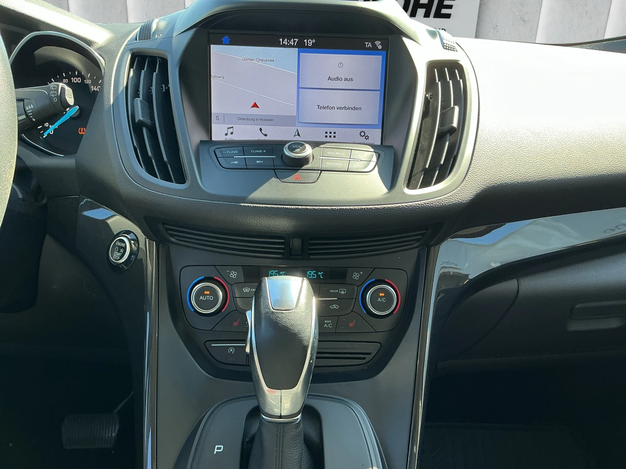 Ford-Kuga-image-14