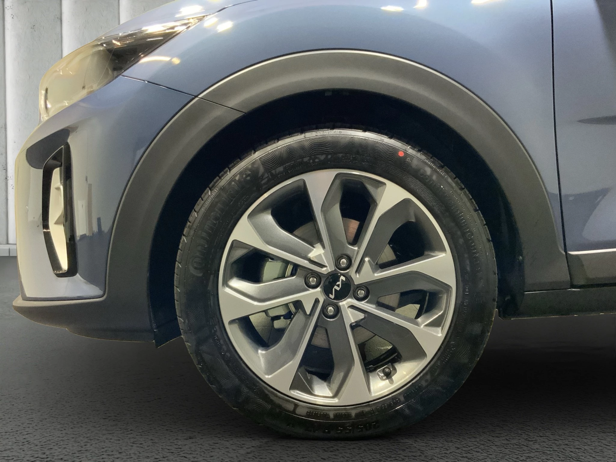 Kia Stonic Spirit 1.0 T-GDI 100 48V DCT7 Sports Utility Vehicle. 74 kW. 5-türig