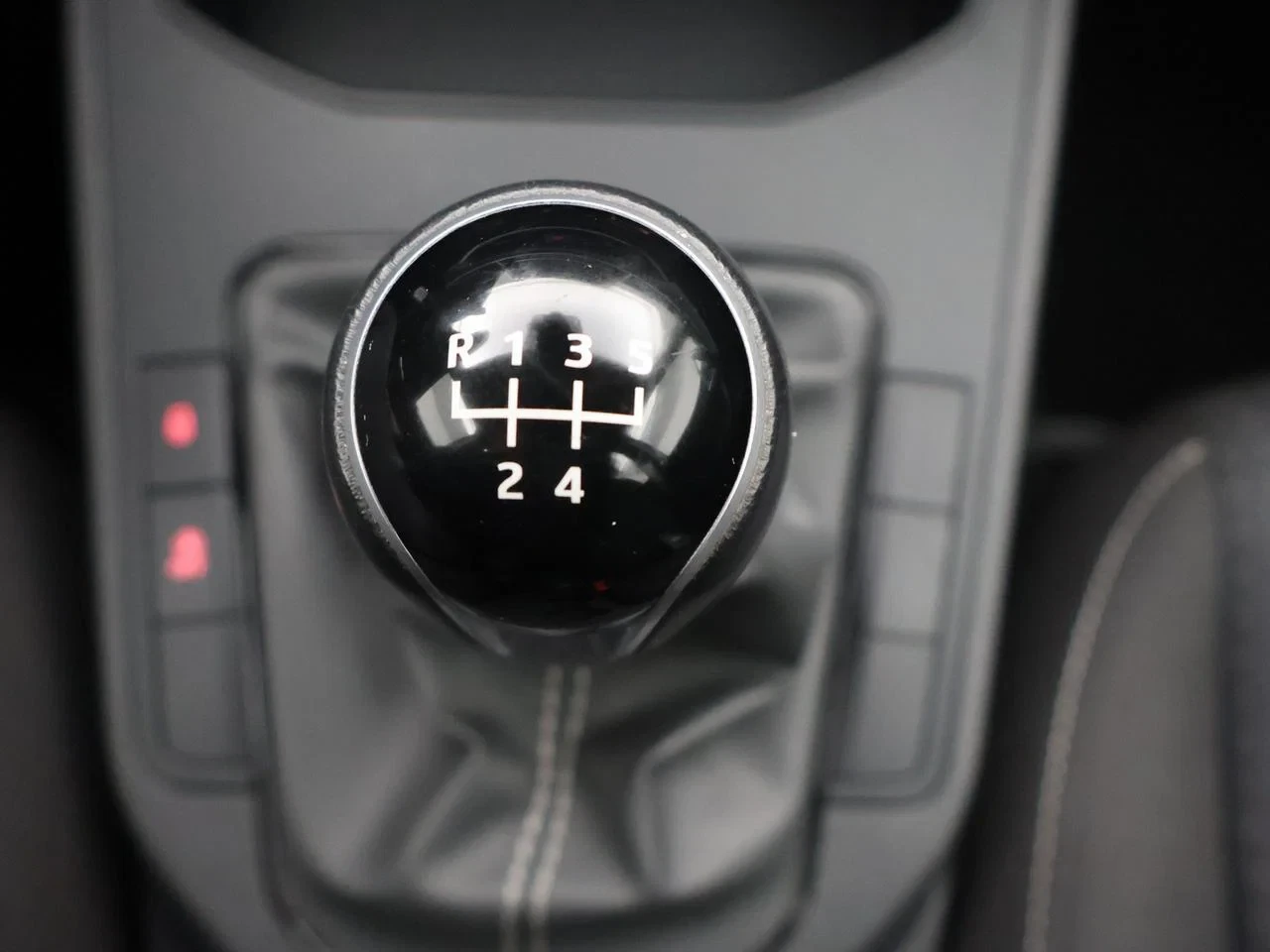 SEAT-Ibiza-image-16