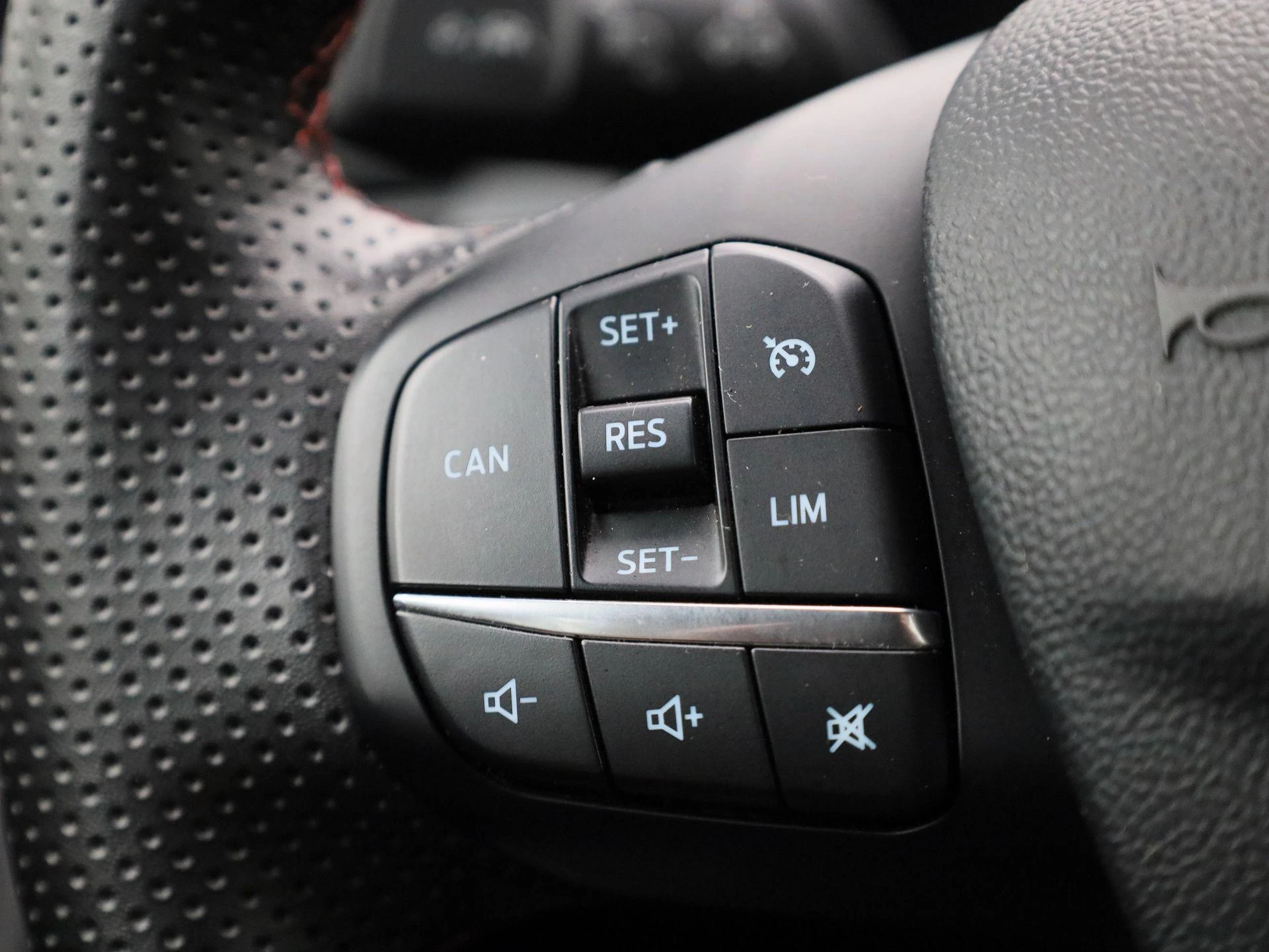 Ford-Puma-image-17