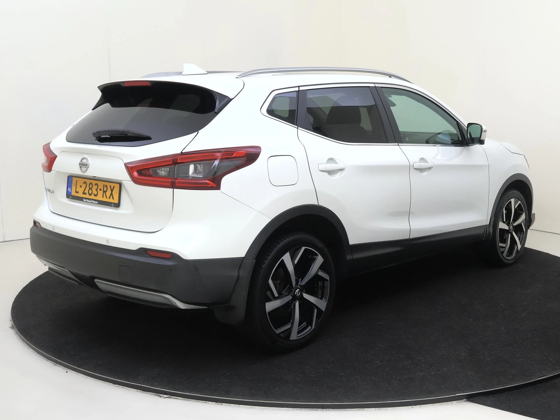 Nissan-QASHQAI-image-3