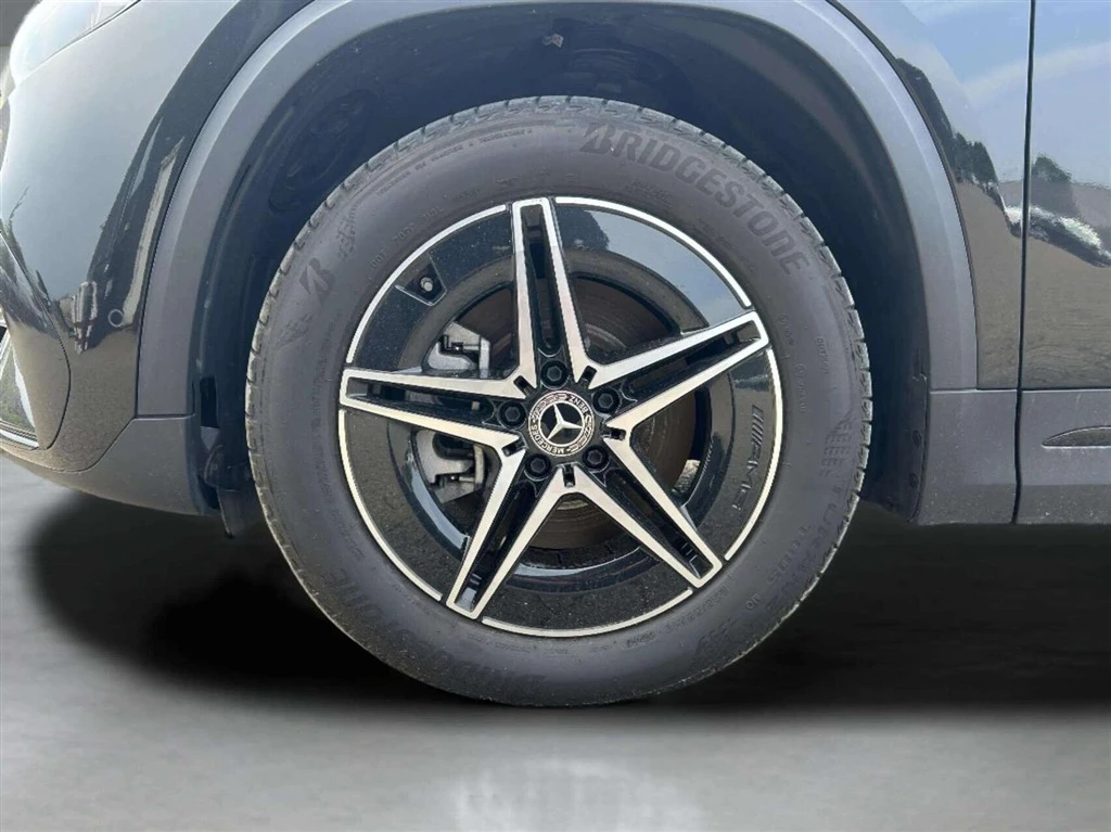 Mercedes-Benz-EQA-image-8