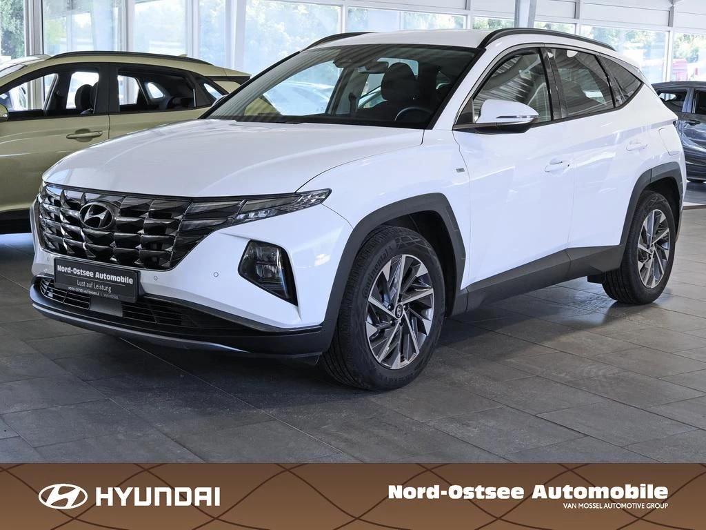 Hyundai Tucson 1.6 T-GDI TREND 4WD SHZ LHZ NAVI LED PDC Trend