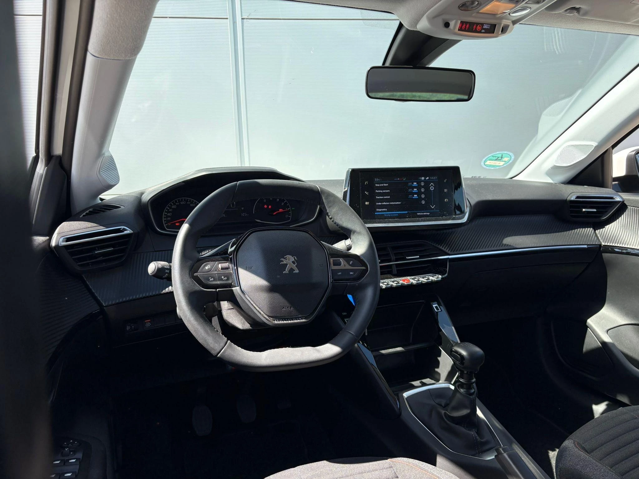 Peugeot-208-image-9