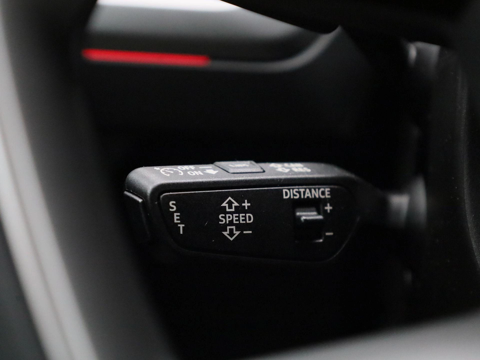 Audi-Q4 e-tron-image-37