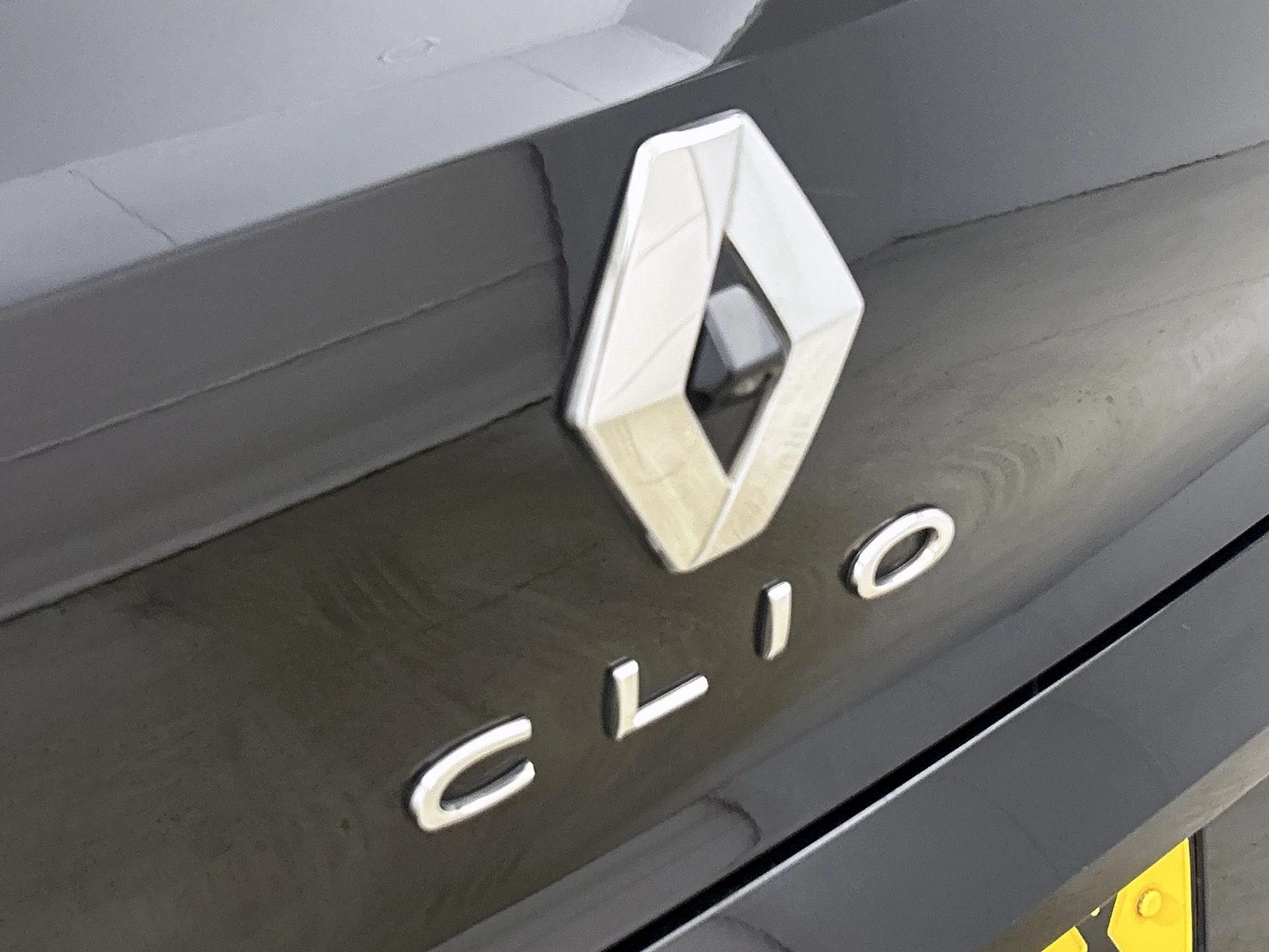 Renault Clio 1.0 TCe Initiale Paris