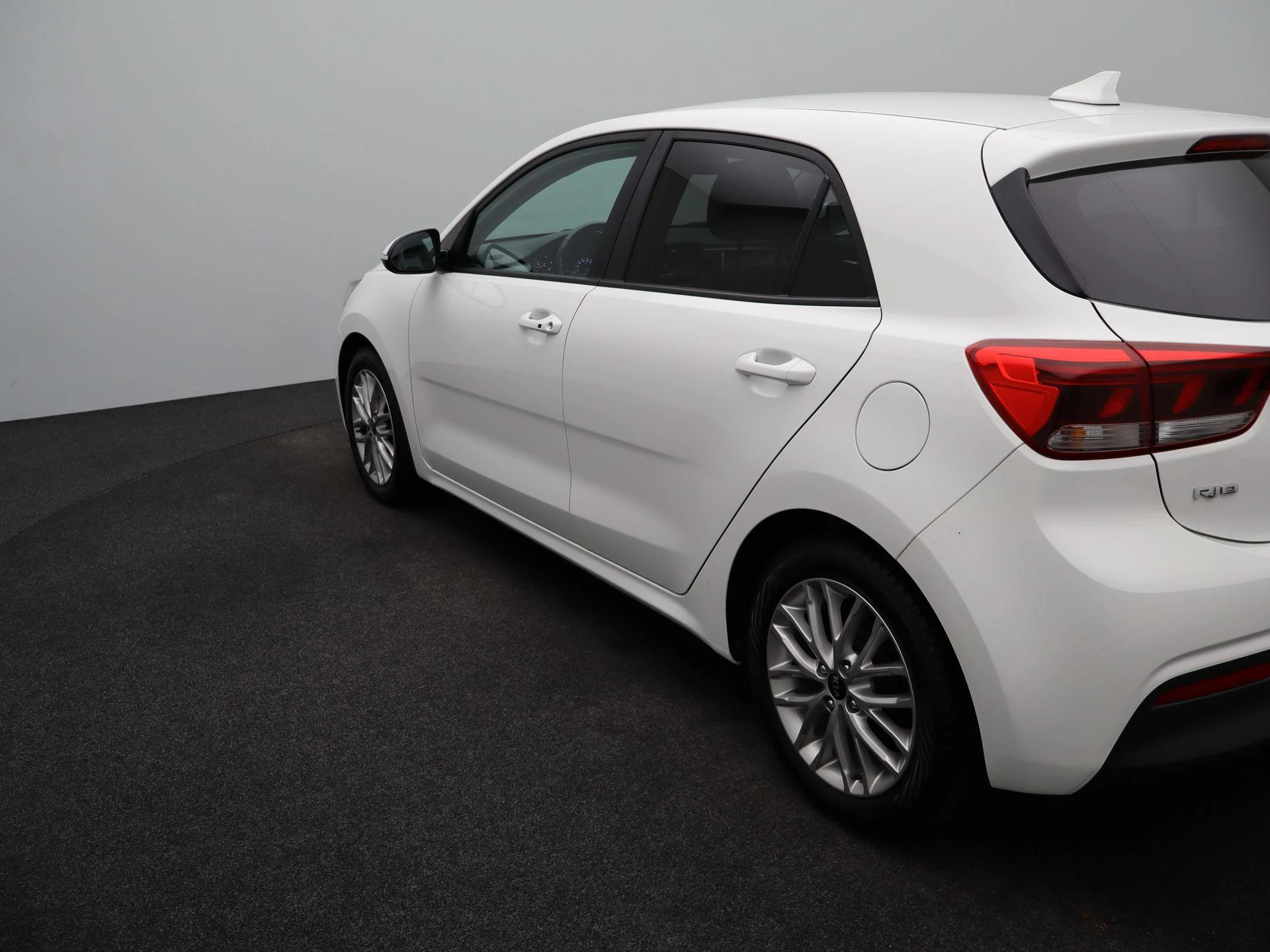 Kia-Rio-image-35