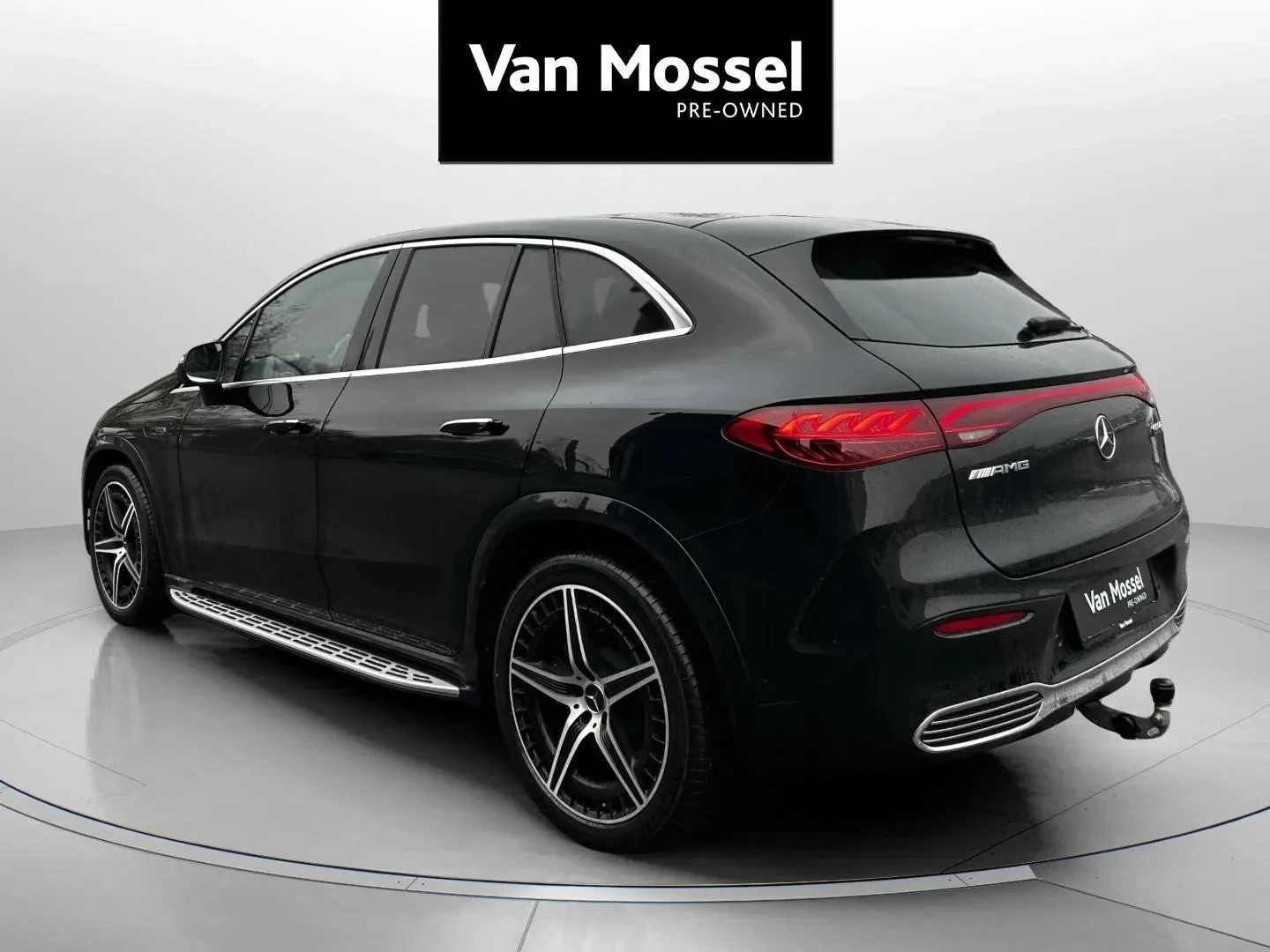 Mercedes-Benz-EQE-image-6