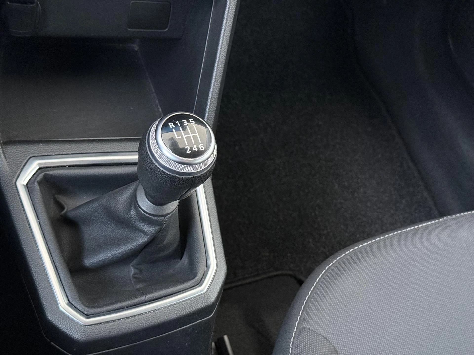 Dacia-Sandero Stepway-image-14