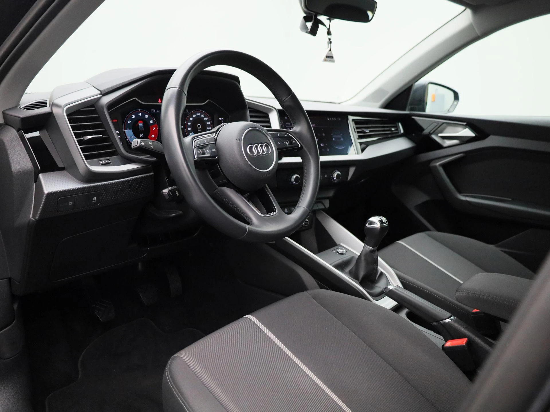 Audi-A1 Sportback-image-29