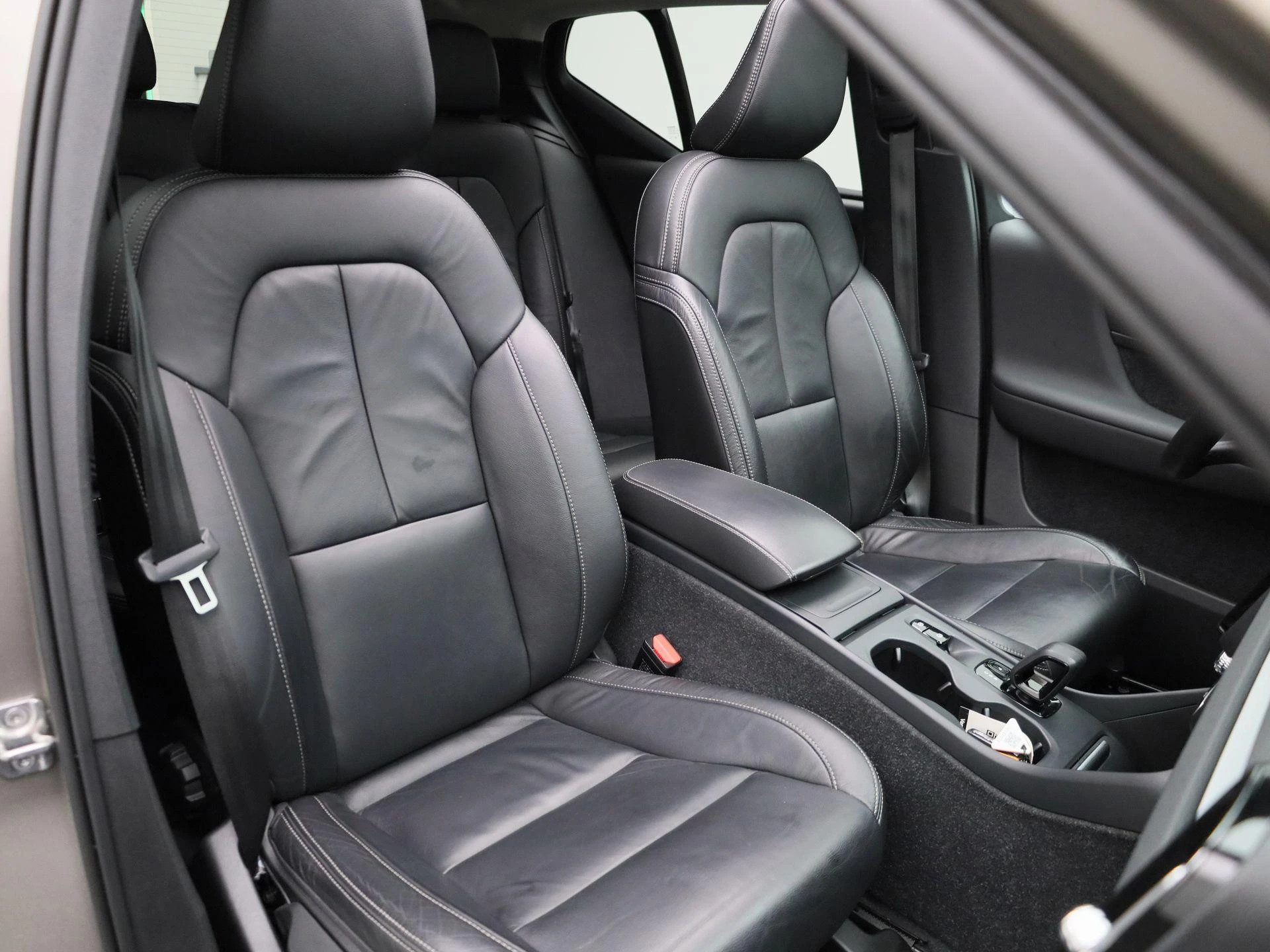 Volvo-XC40-image-35