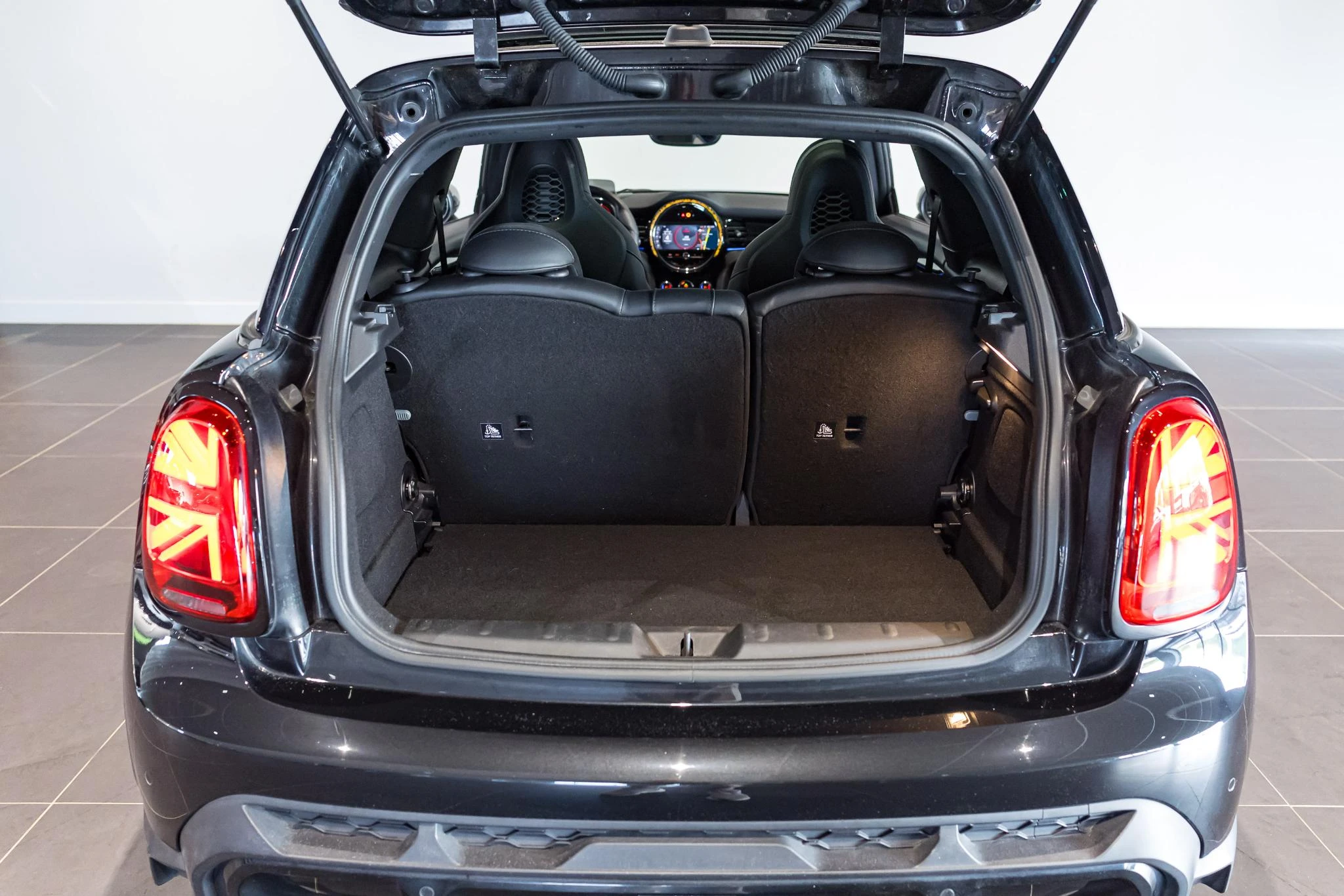 MINI-Cooper-image-15
