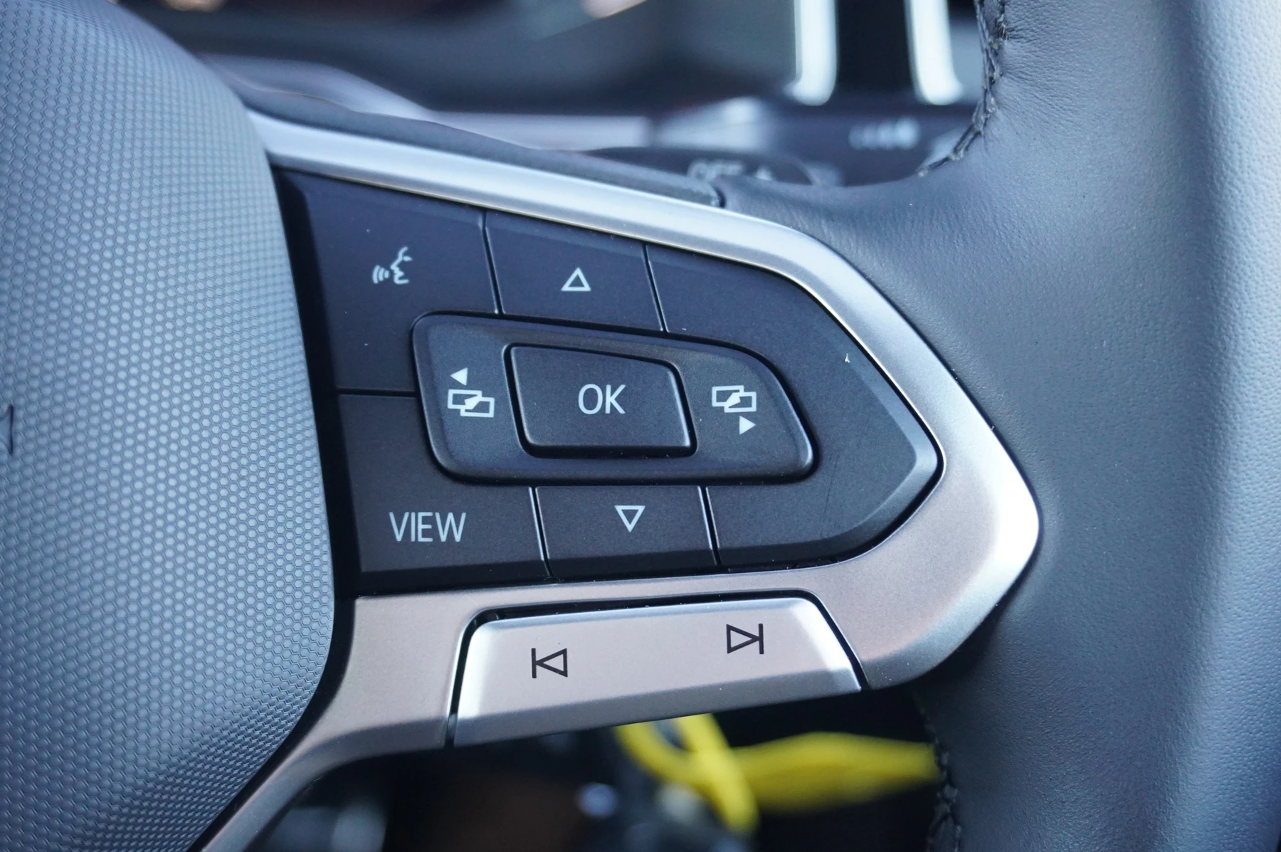 Volkswagen-Polo-image-30