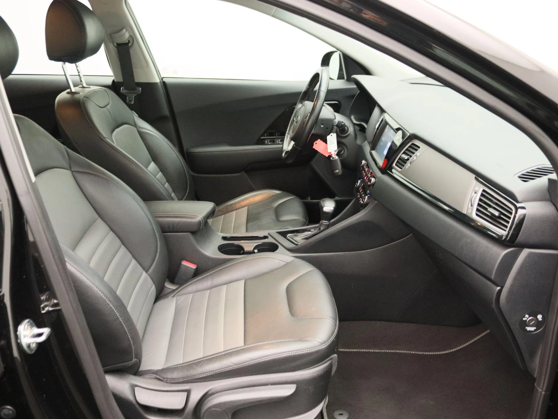 Kia-Niro-image-25