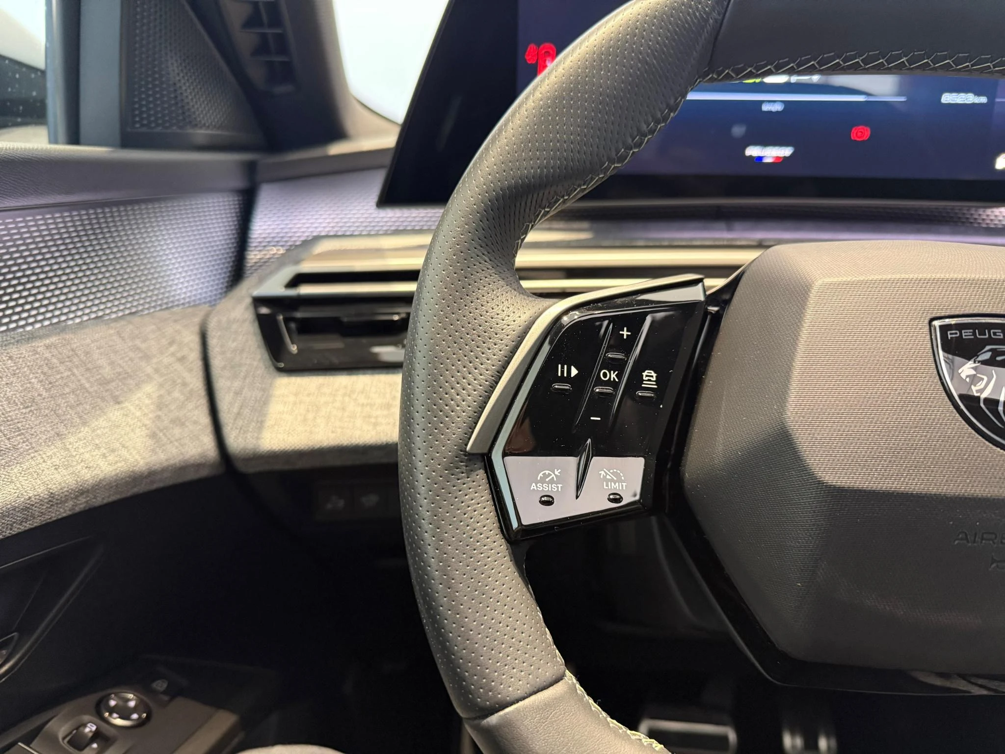 Peugeot-e-3008-image-20