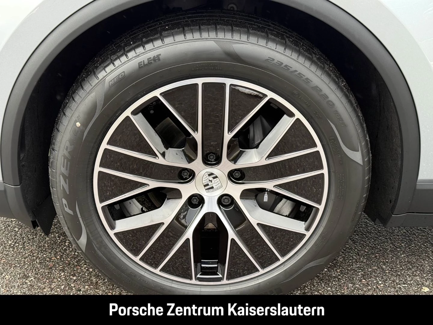 Porsche Macan HA-Lenkung Surround-View BOSE 20-Zoll -