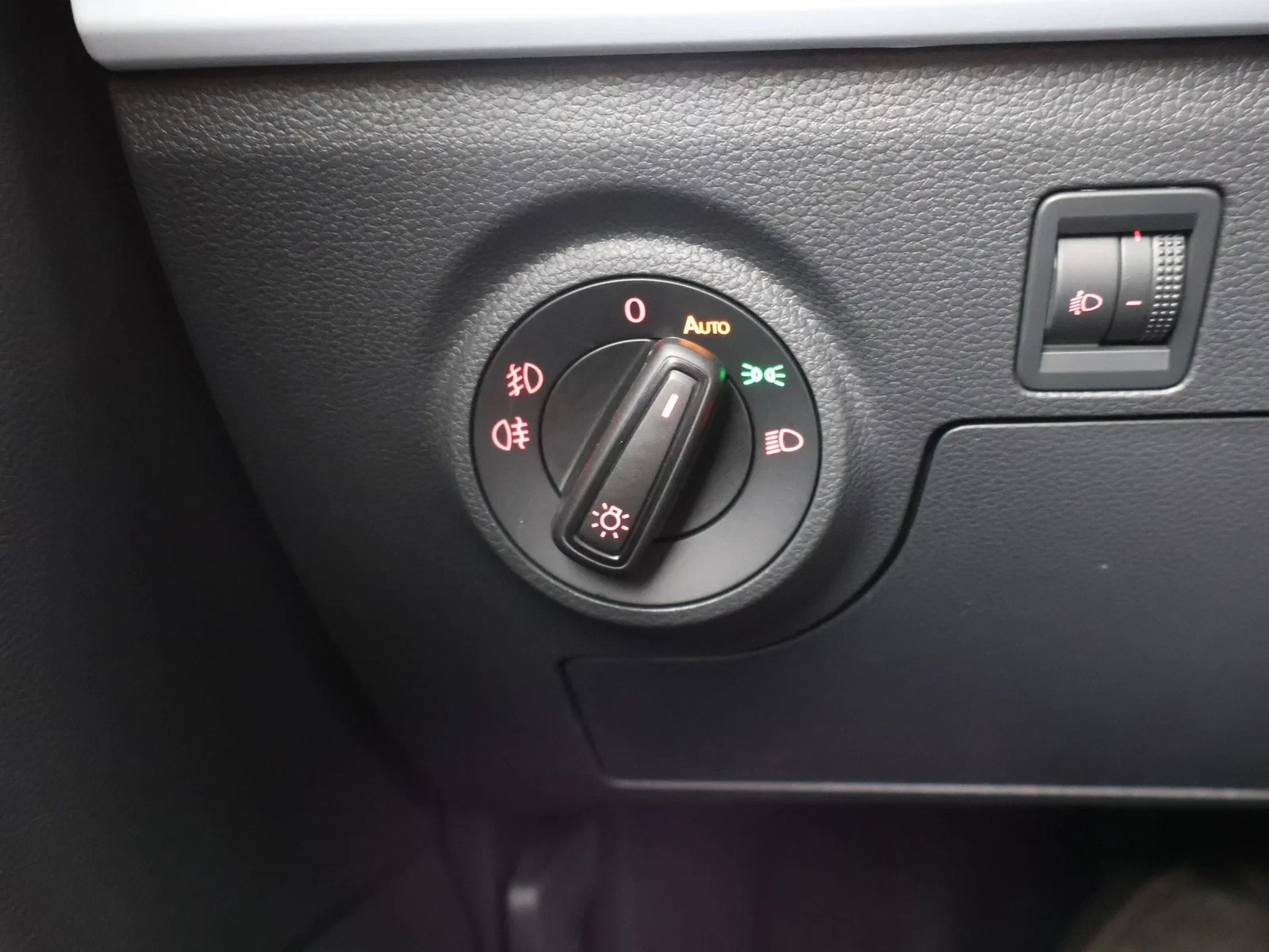 SEAT Ibiza 5P/D Ibiza Move! 1.0TSI 95pk Manueel *NAVI*CRUISE*PDC ACHTER*BLTH*DIGITAL DASHBOARD*...