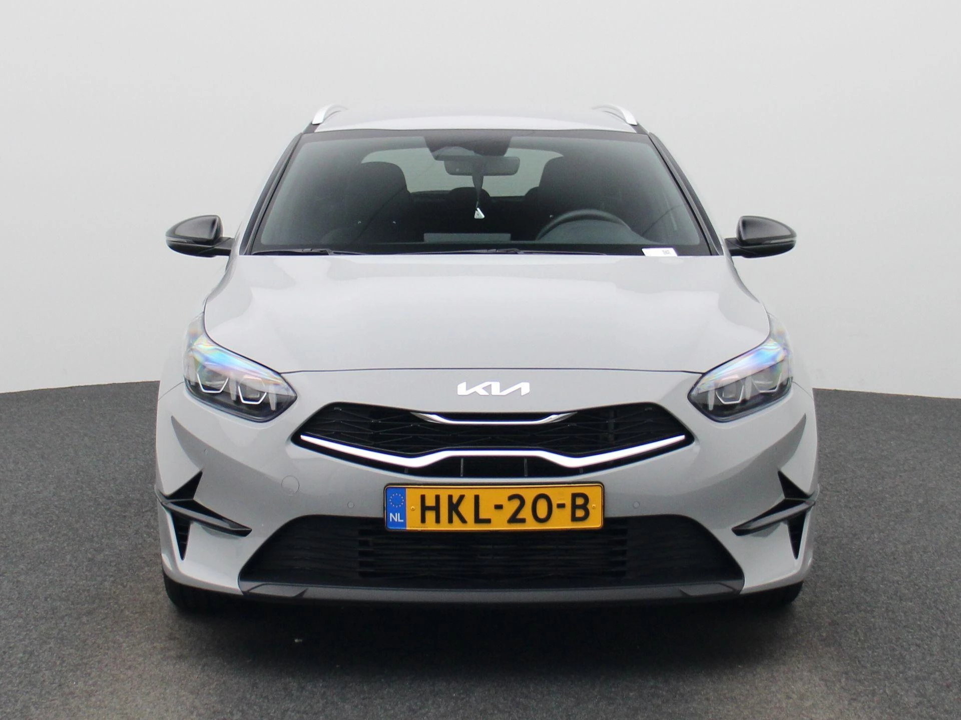 Kia-Ceed Sportswagon-image-4