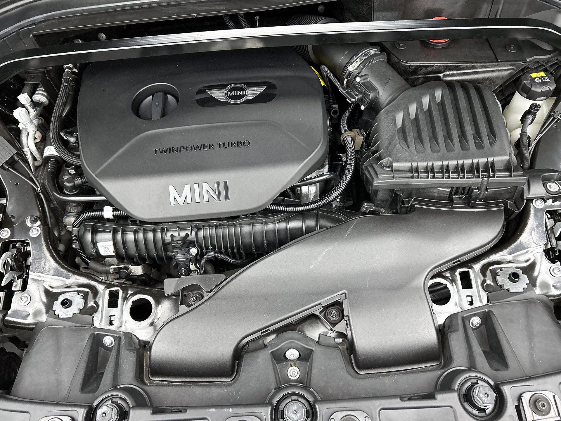 MINI-Countryman-image-25