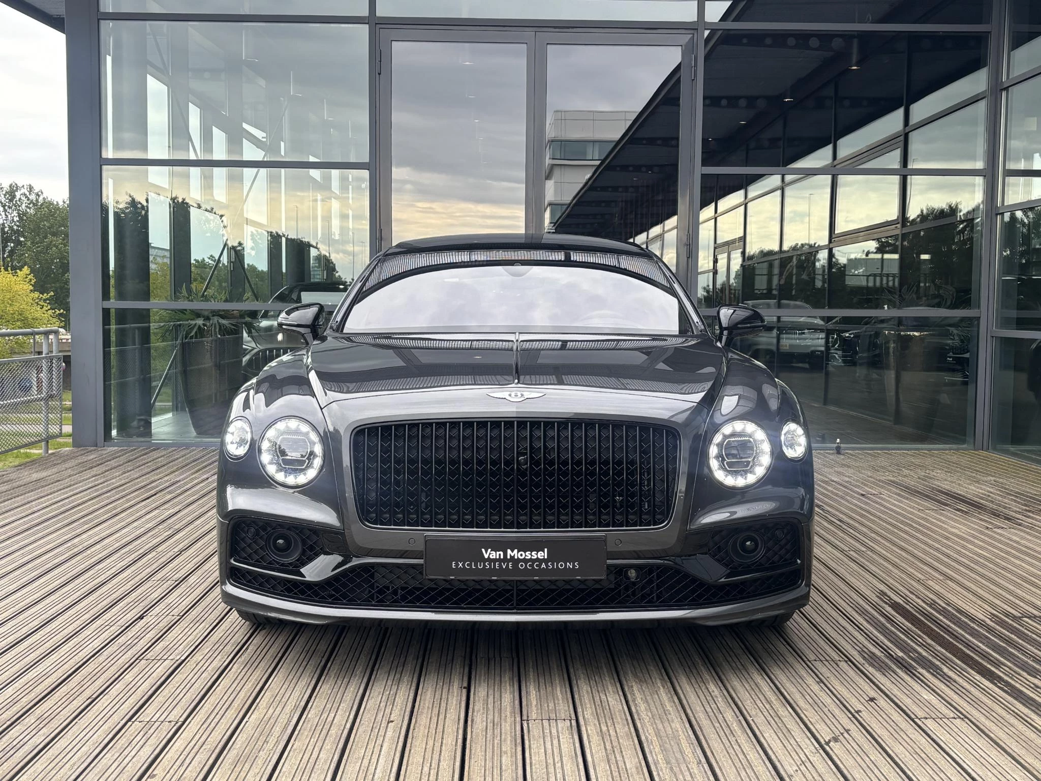 Bentley Flying Spur 2.9 V6 Hybrid Azure